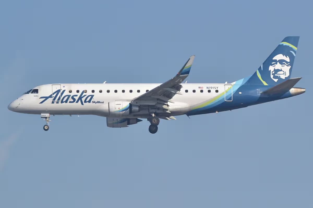 N191SY — Twin-engine aircraft