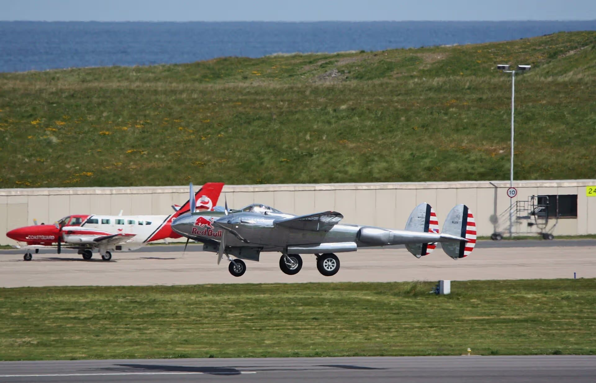 N25Y — Lockheed