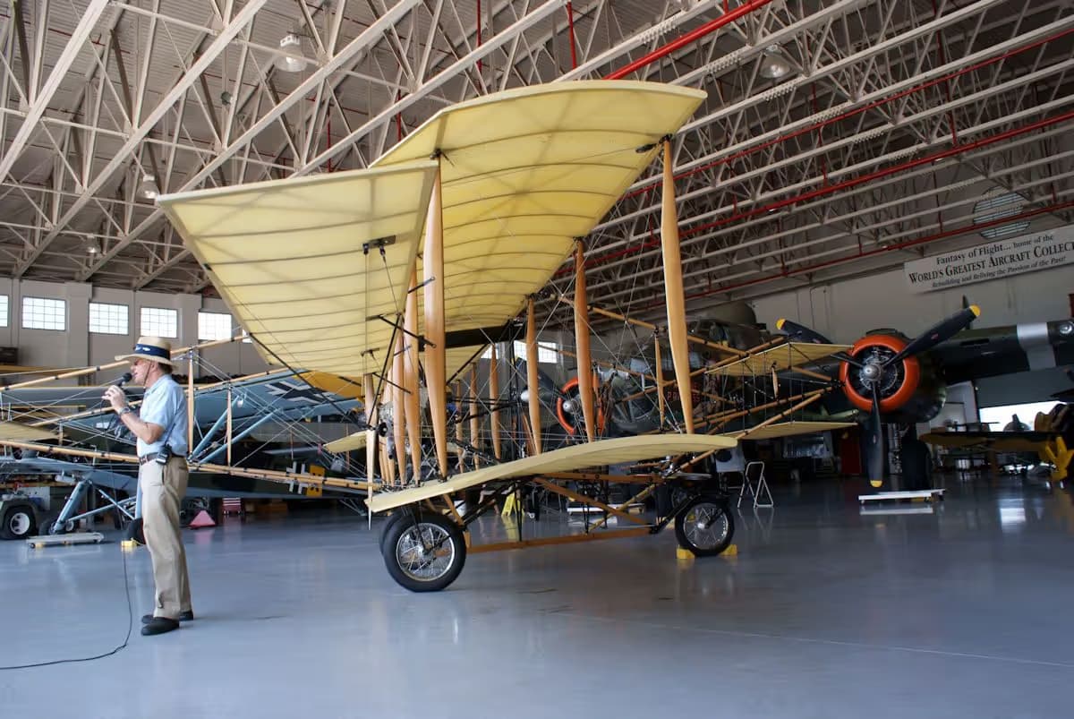 Unidentified — Aircraft