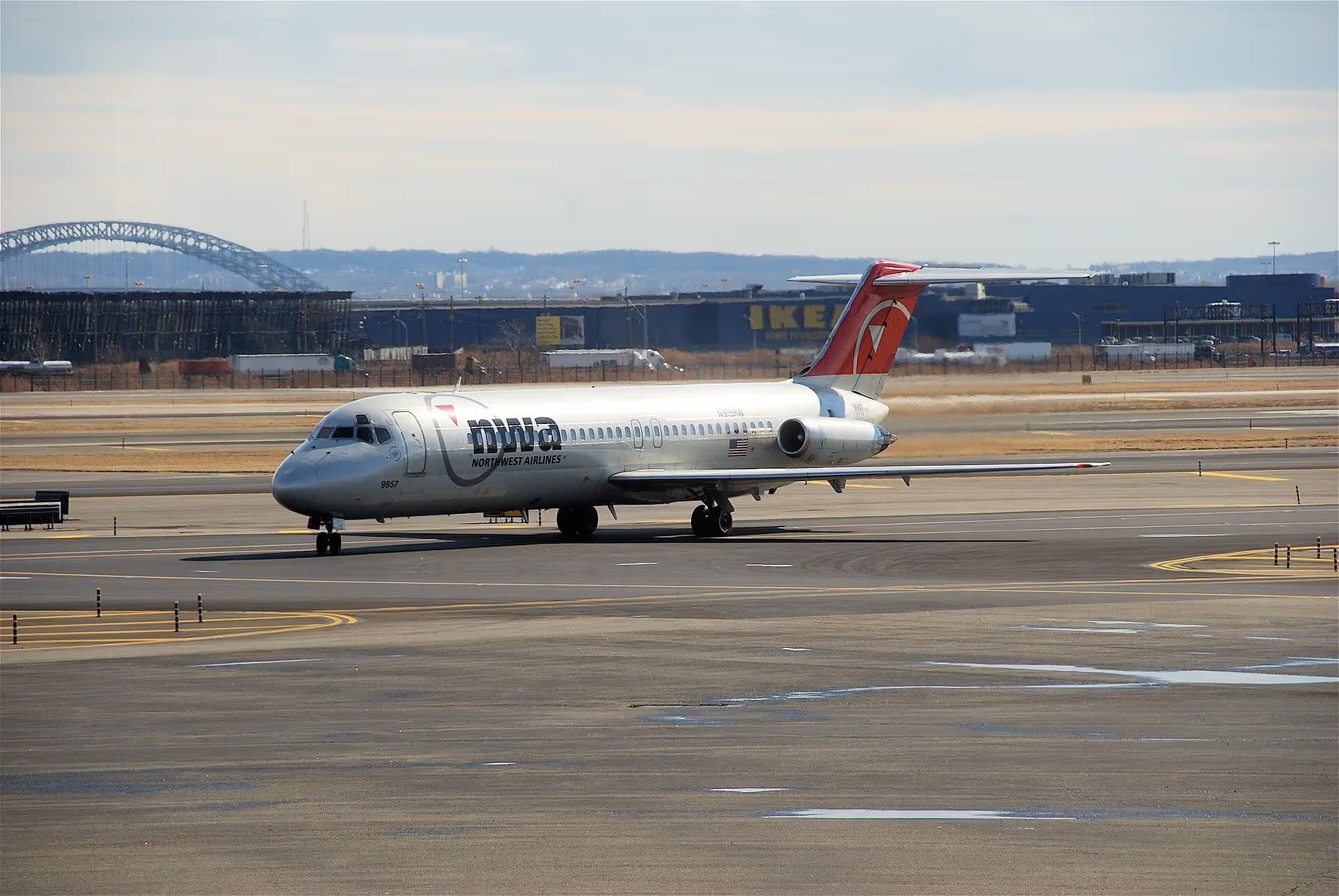 N915RW — Aircraft
