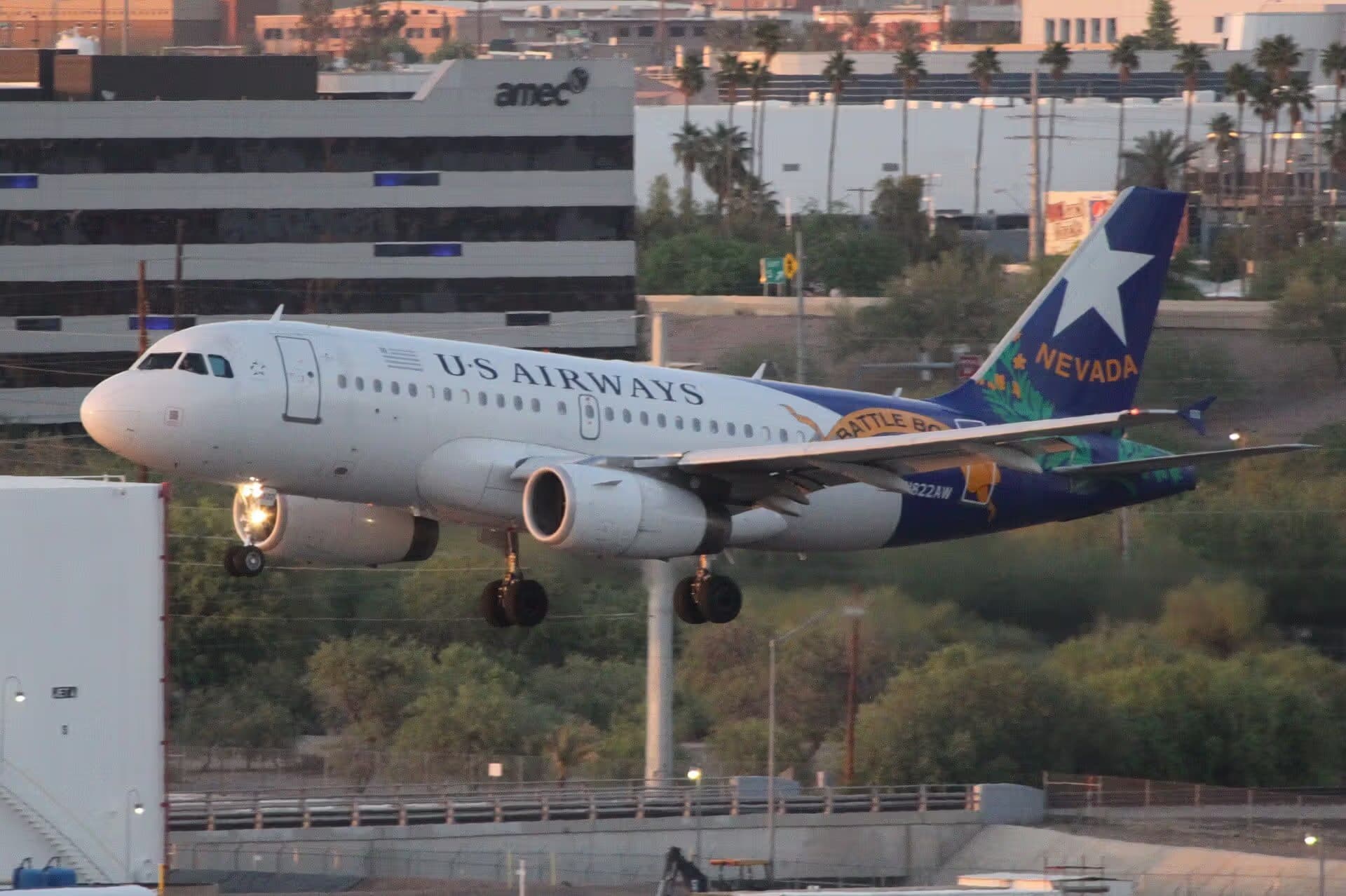 N822AW — Airbus