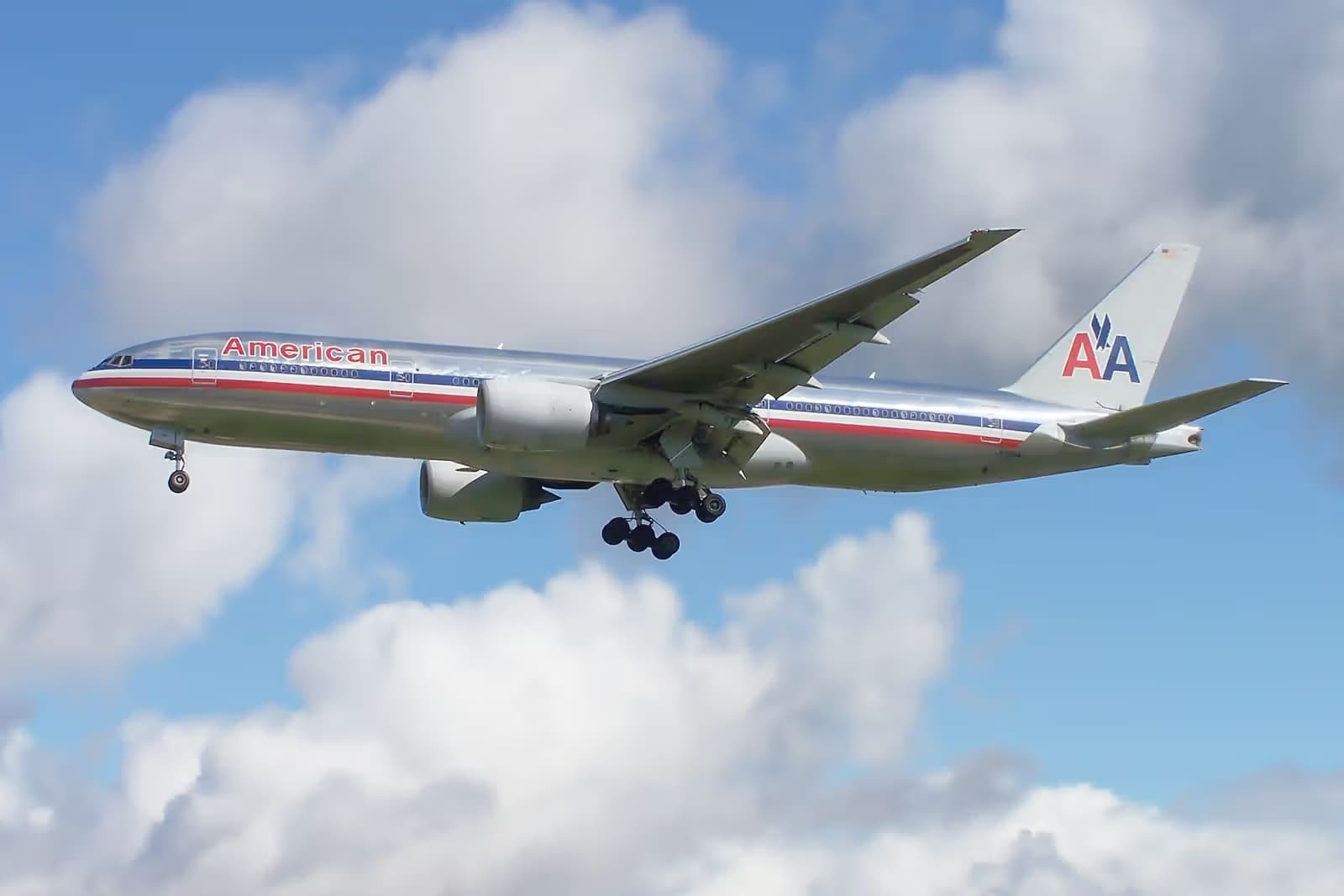 N751AN — Boeing