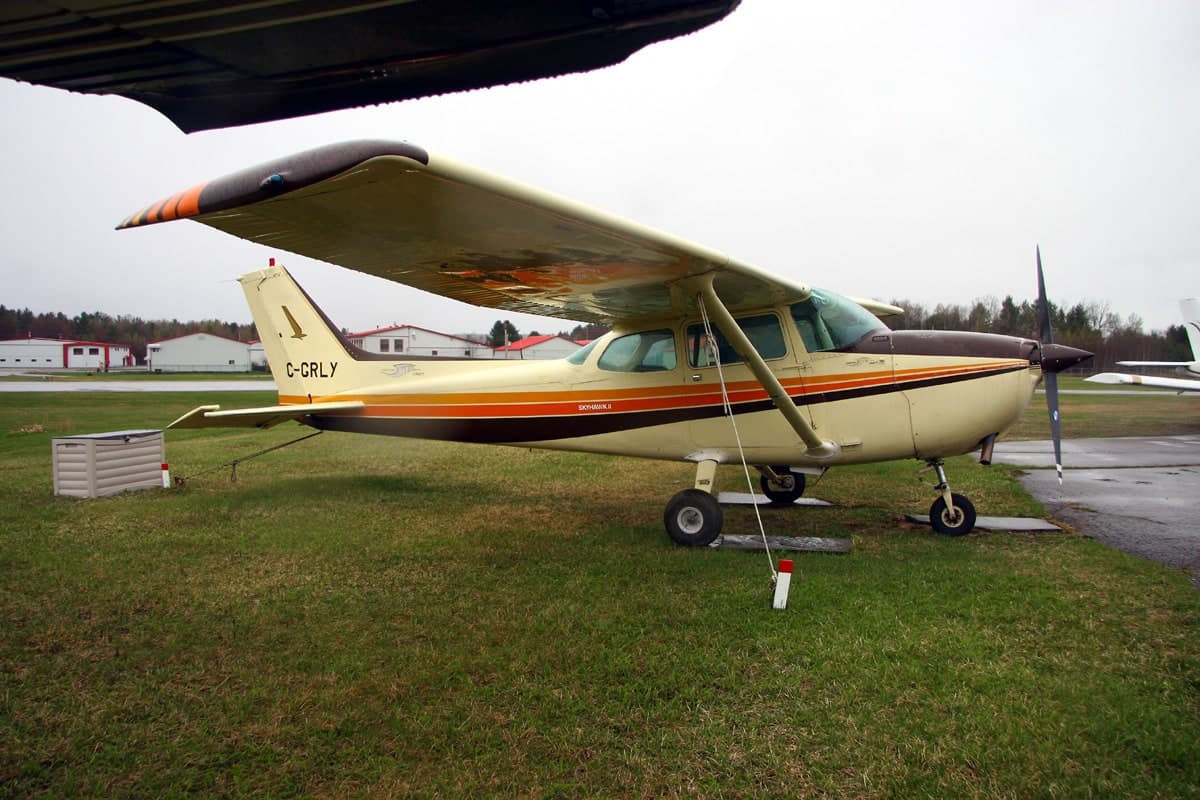 C-GRLY — Cessna