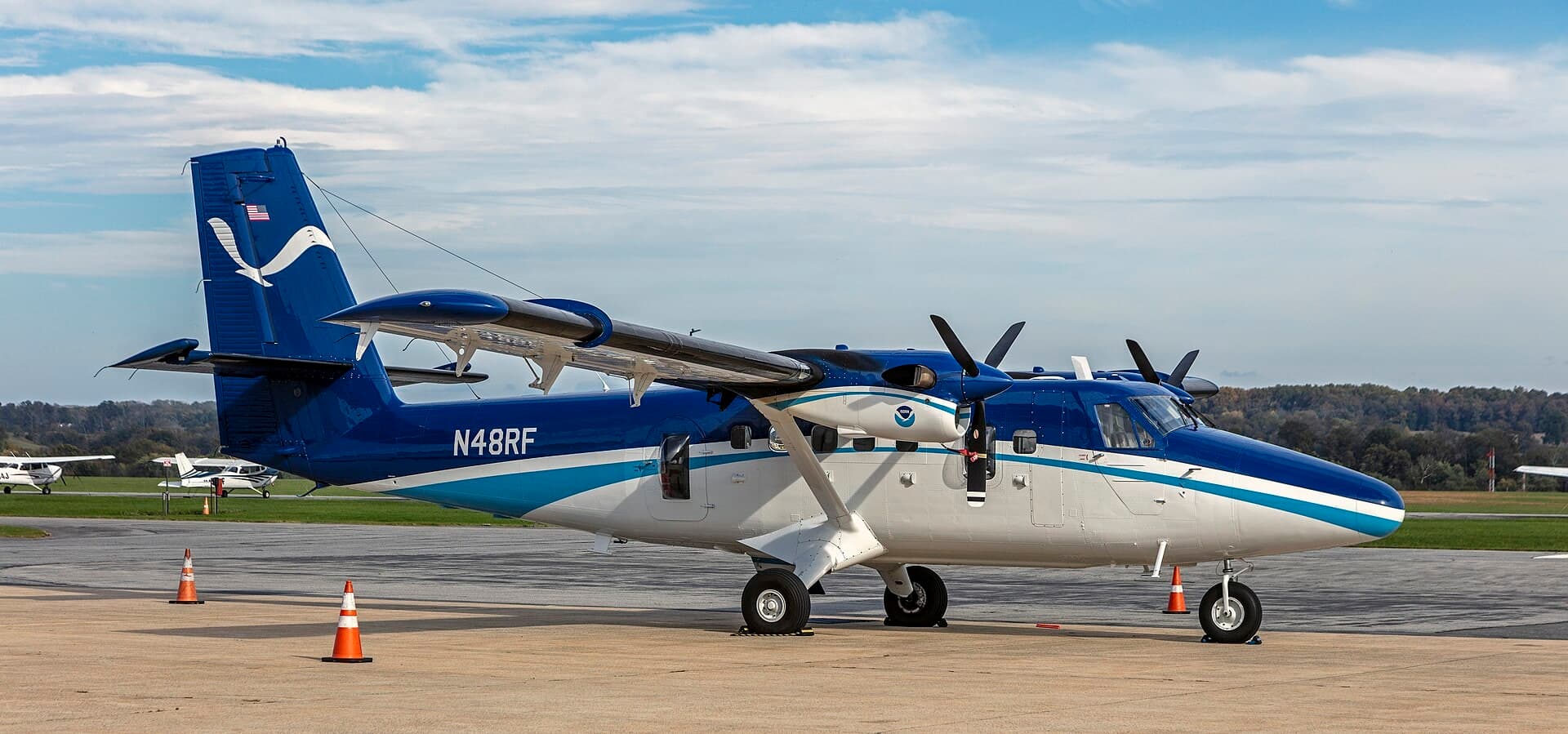 N48RF — De Havilland