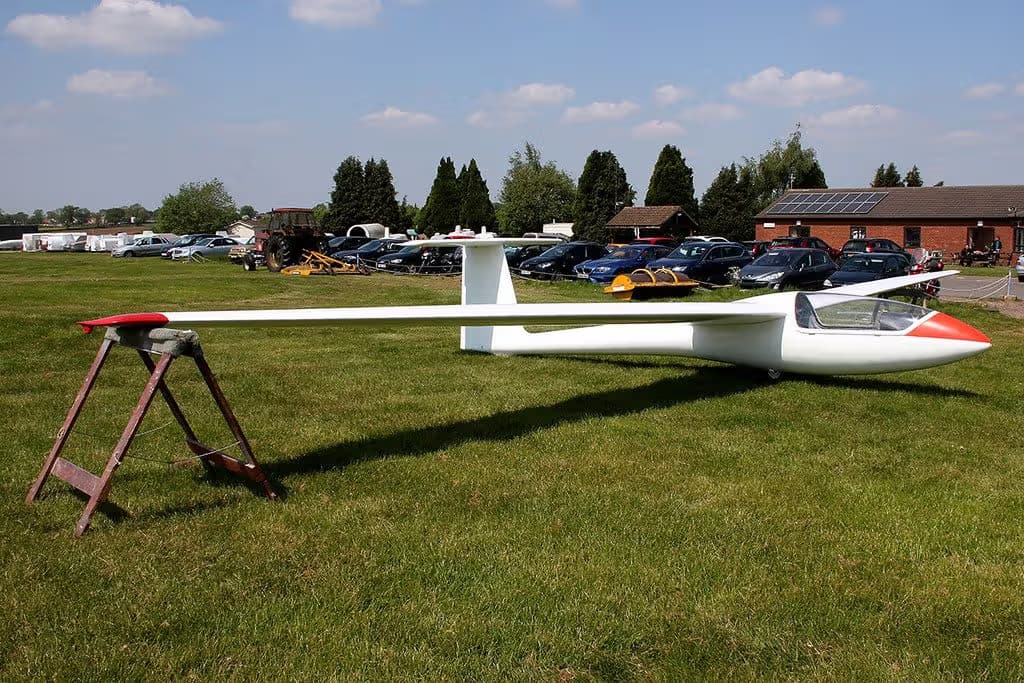 G-CFZP — Aircraft