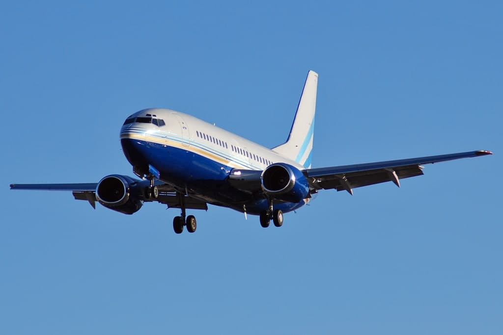 N789LS — Twin-engine aircraft
