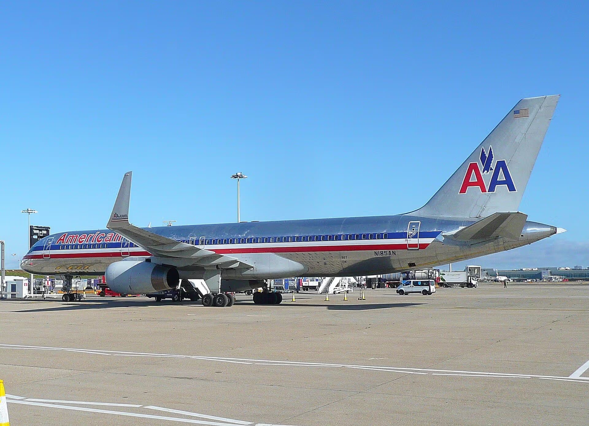 N185AN — Boeing