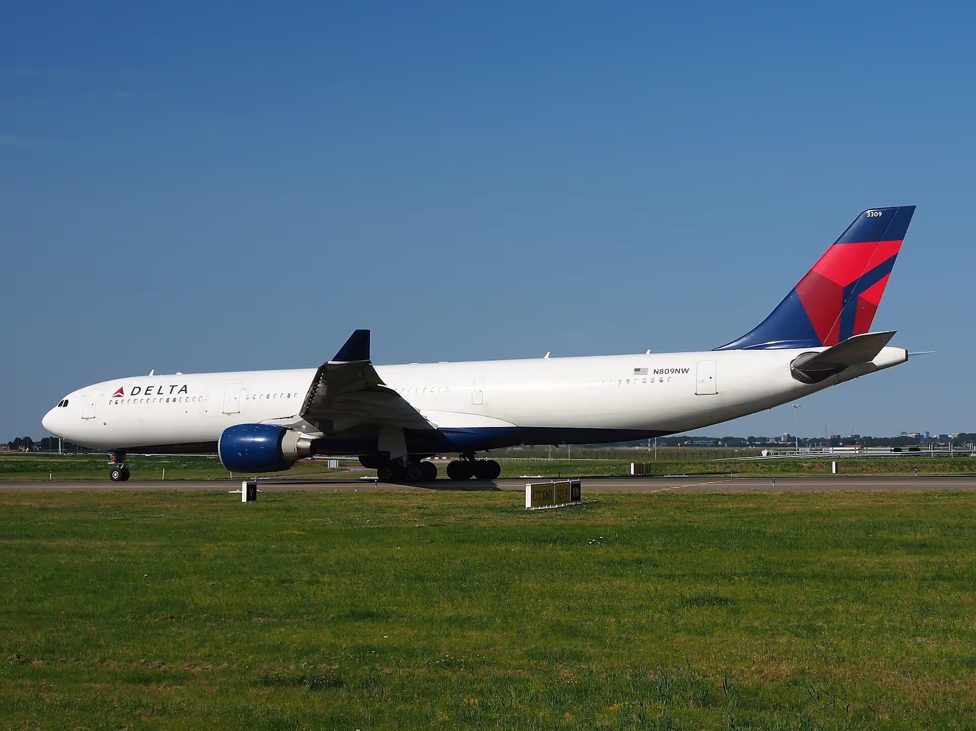 N809NW — Airbus