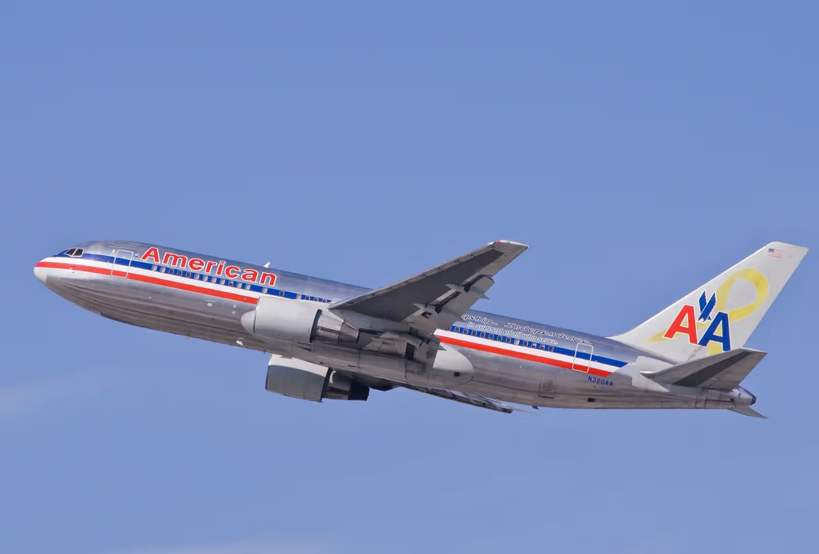 N320AA — Douglas