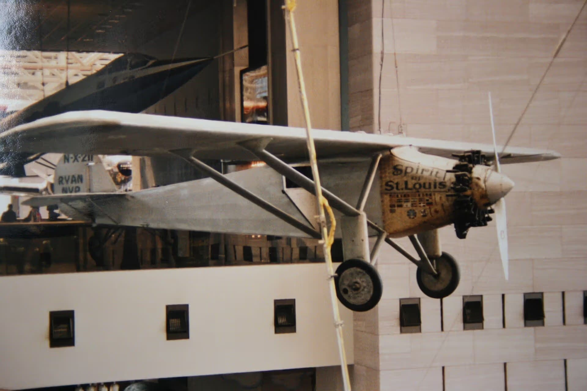 Unidentified — Single-engine aircraft