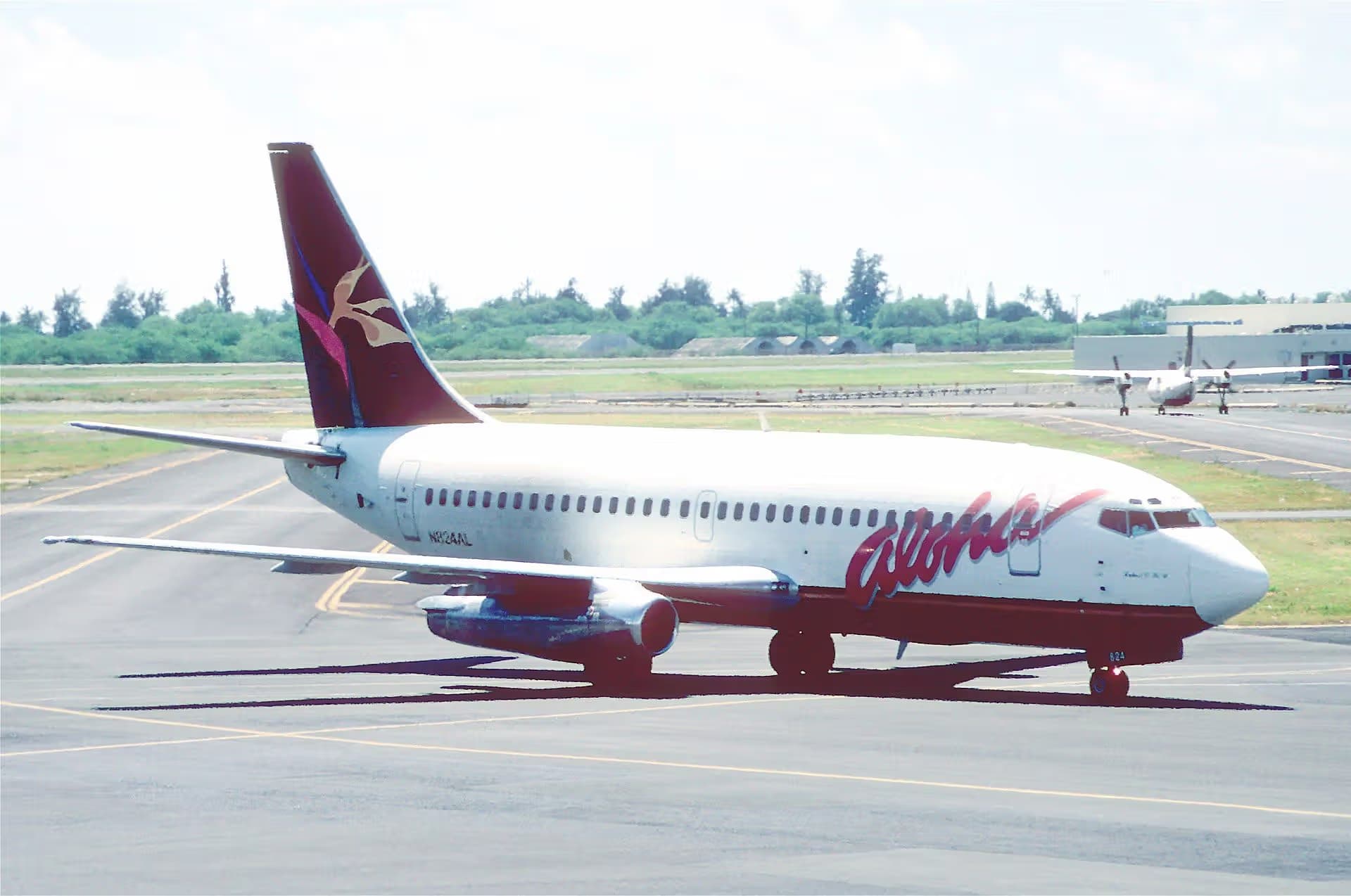 N824AL — Boeing