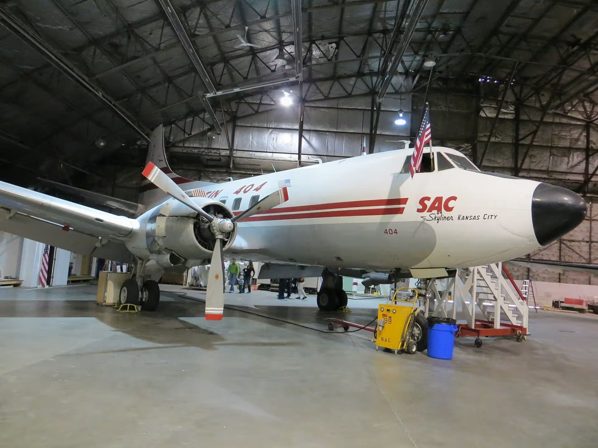 N145S — Twin-engine aircraft