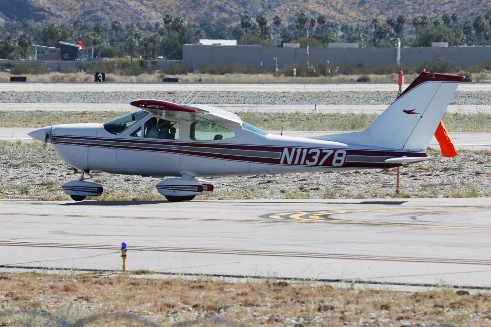 N11378 — Cessna