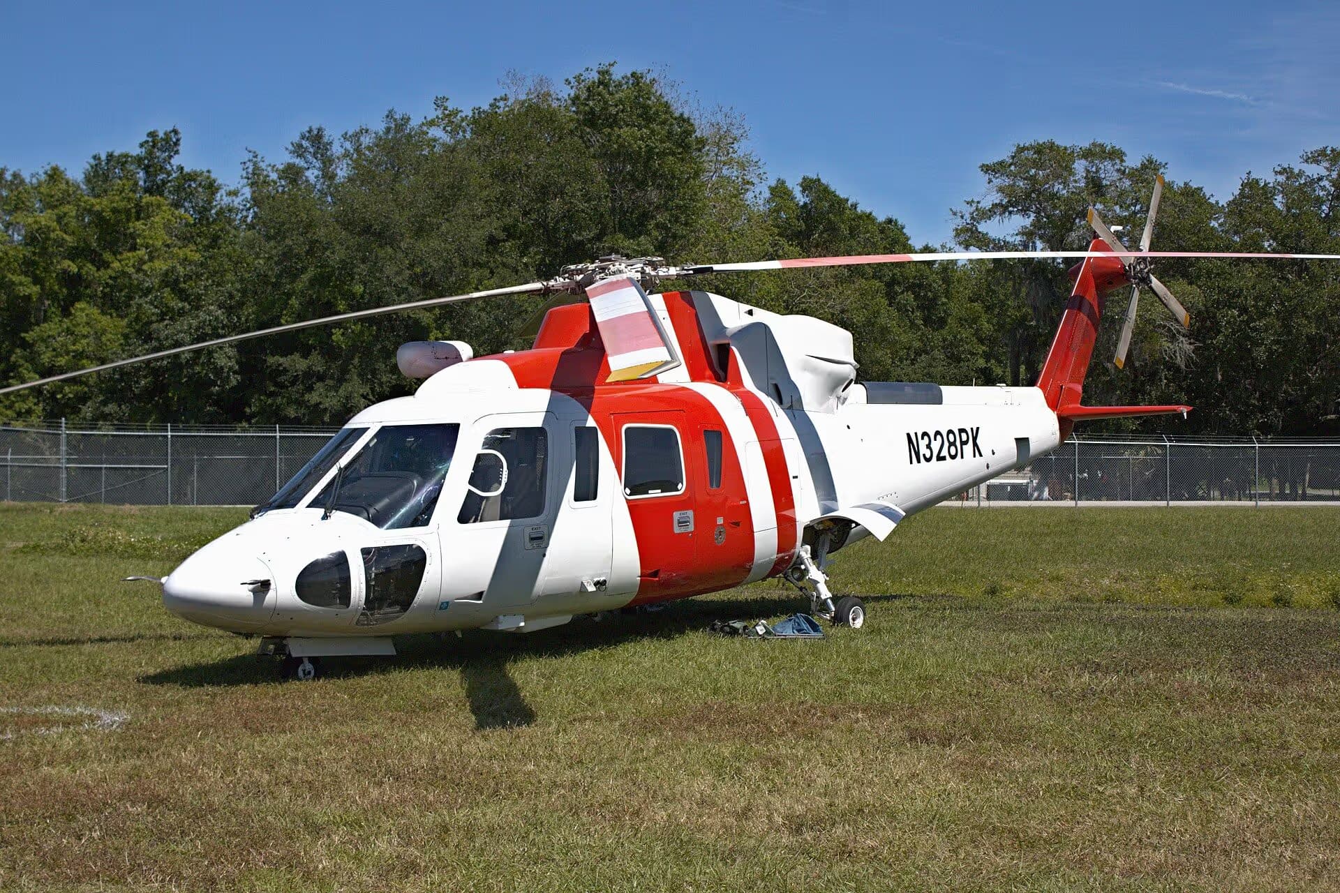 N328PK — Helicopter