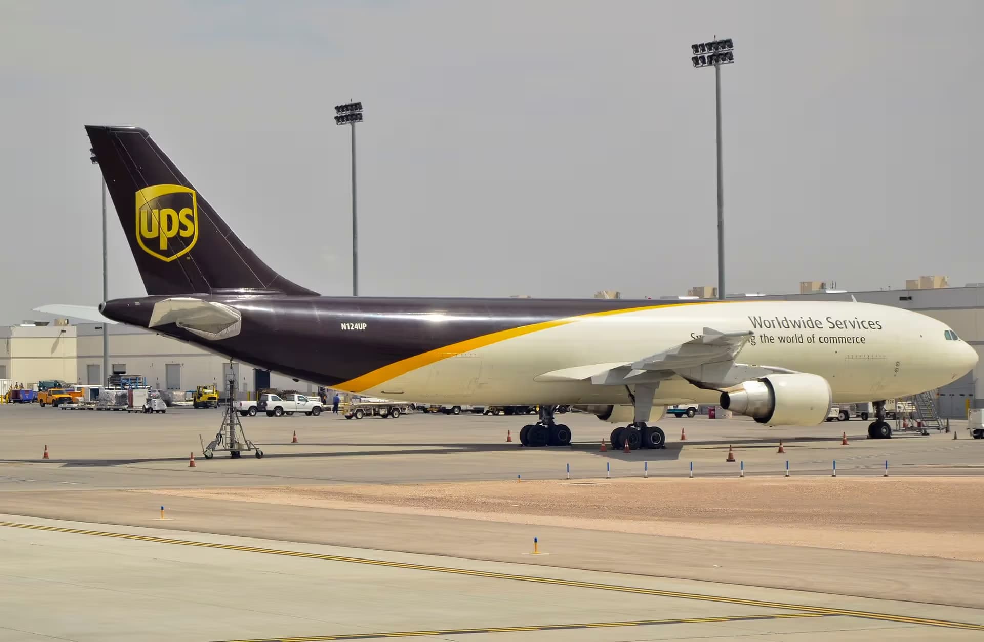 N124UP — Airbus