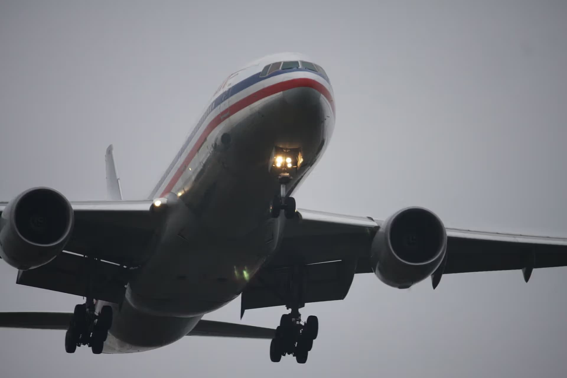 N758AN — Boeing