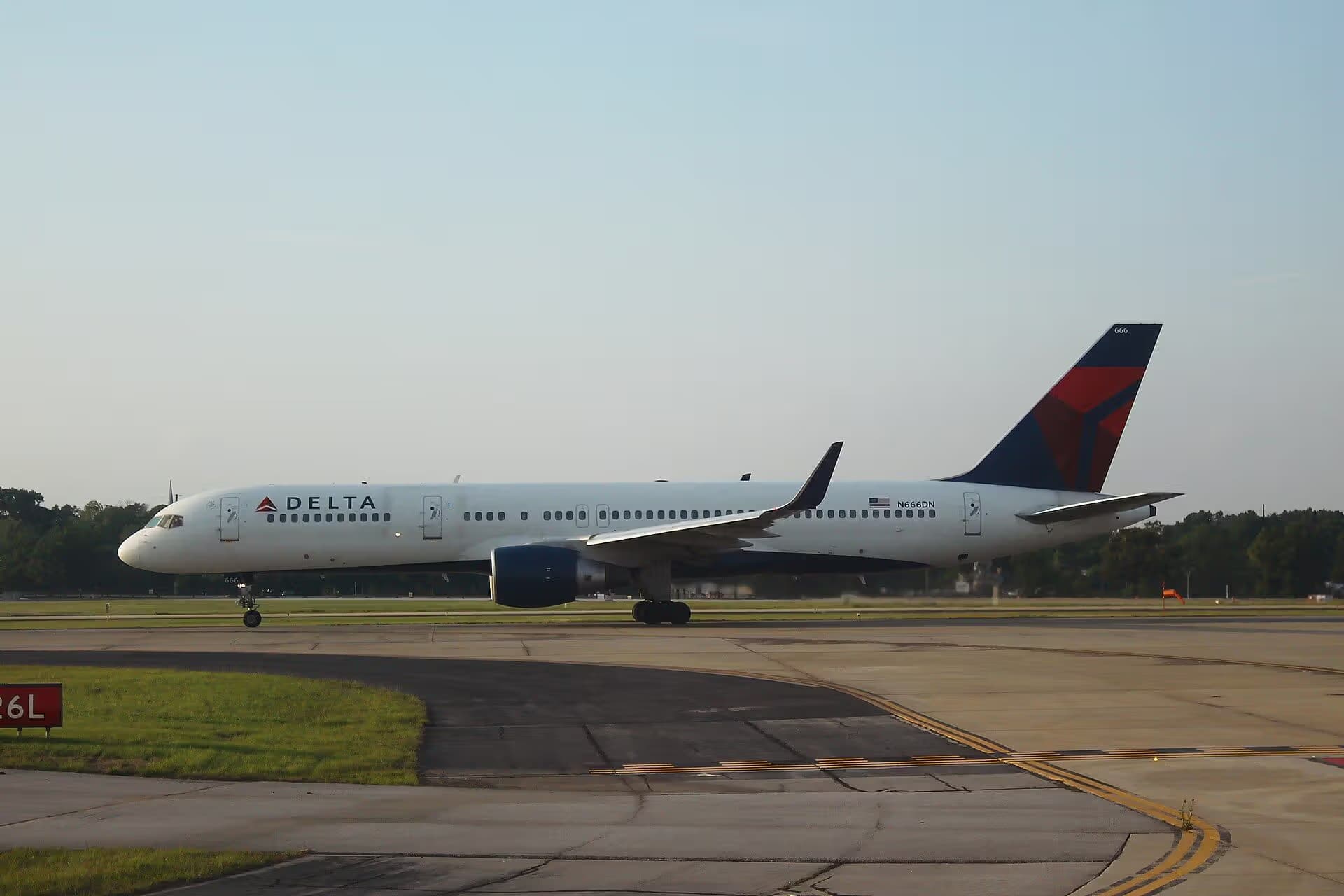 N666DN — Boeing