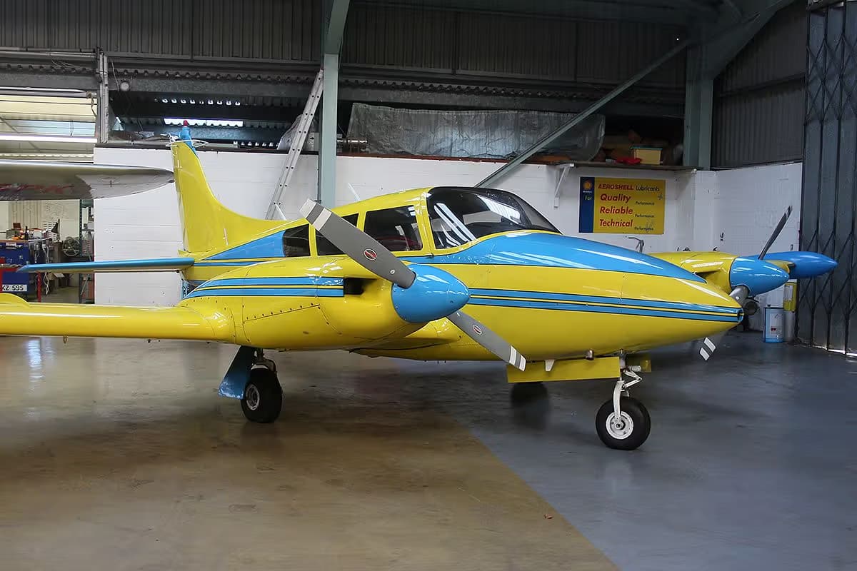 G-LARE — Twin-engine aircraft