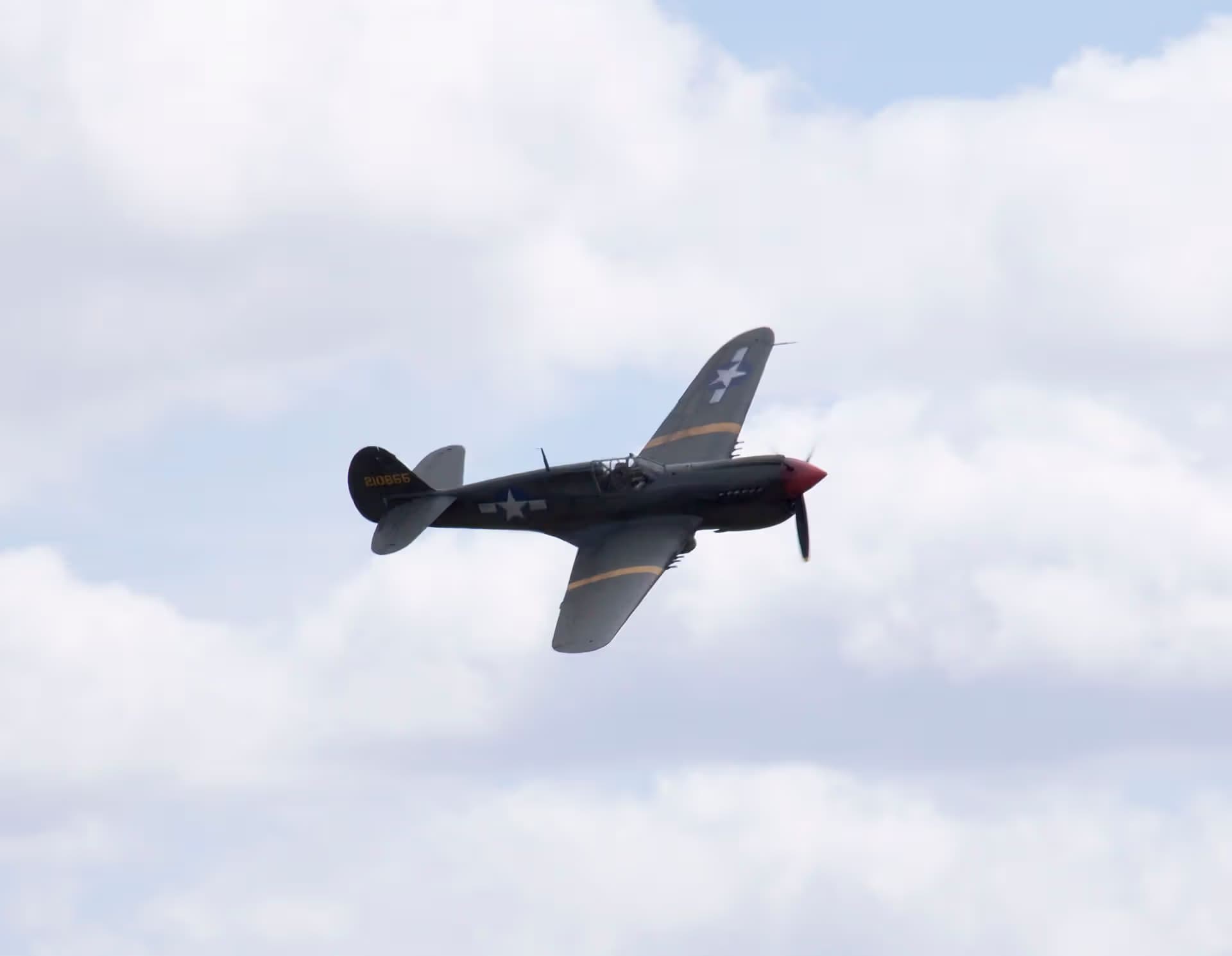 Unidentified — Warbird