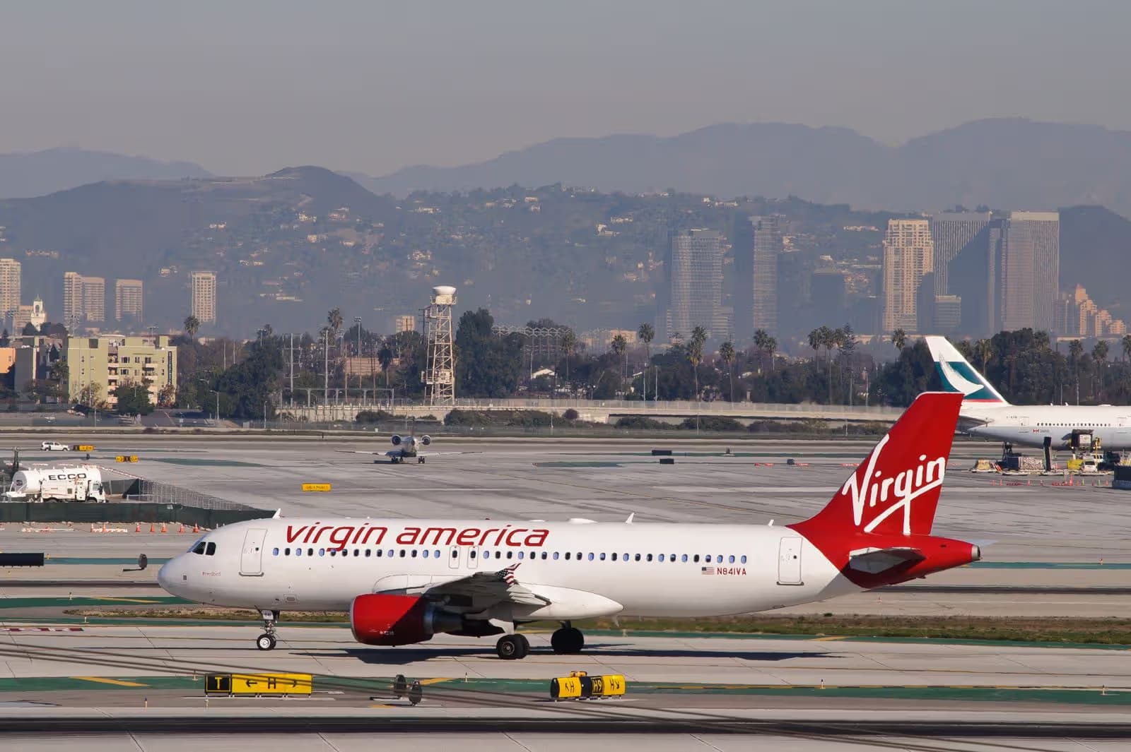 N841VA — Airbus