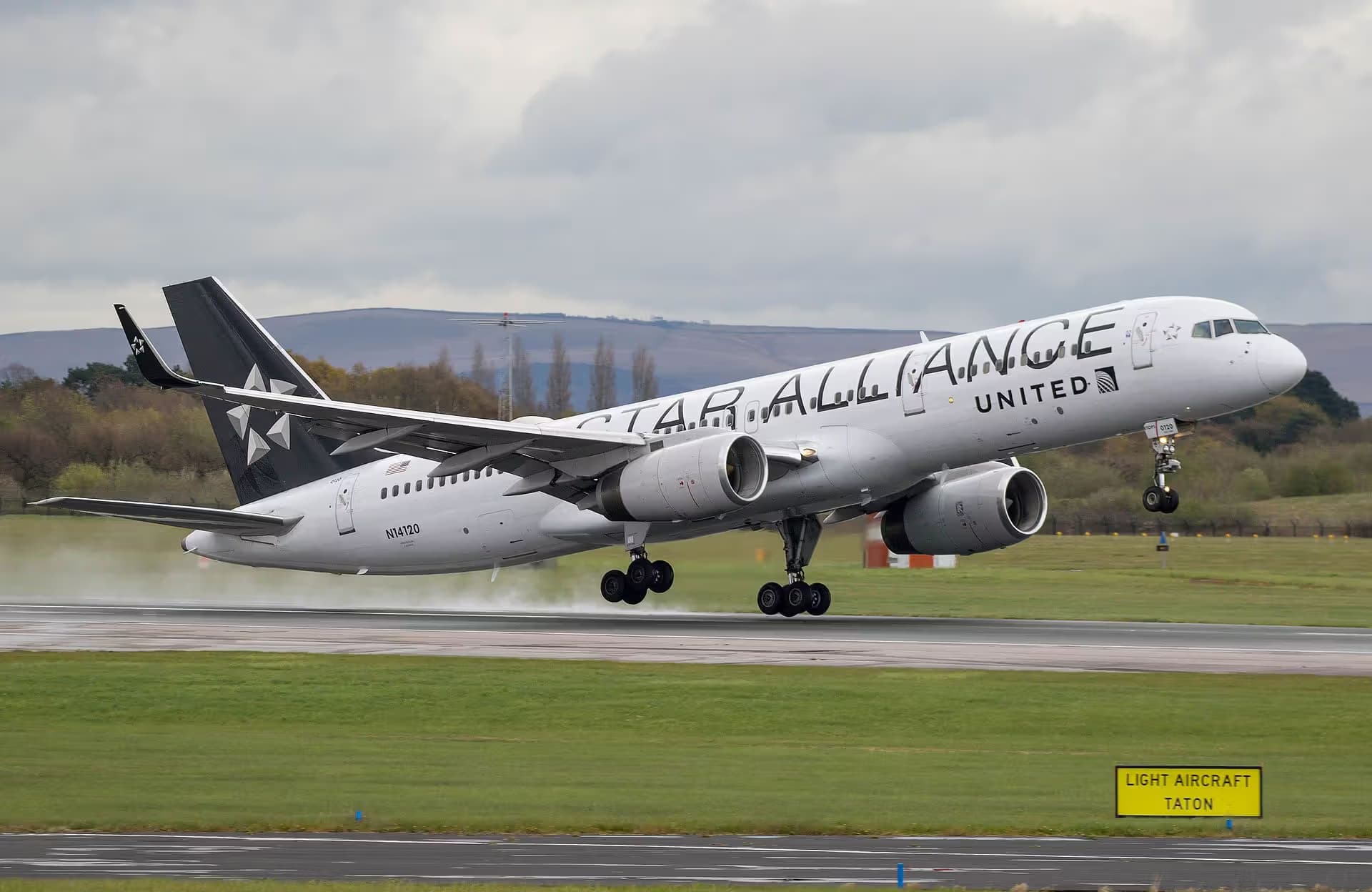 N14120 — Twin-engine aircraft