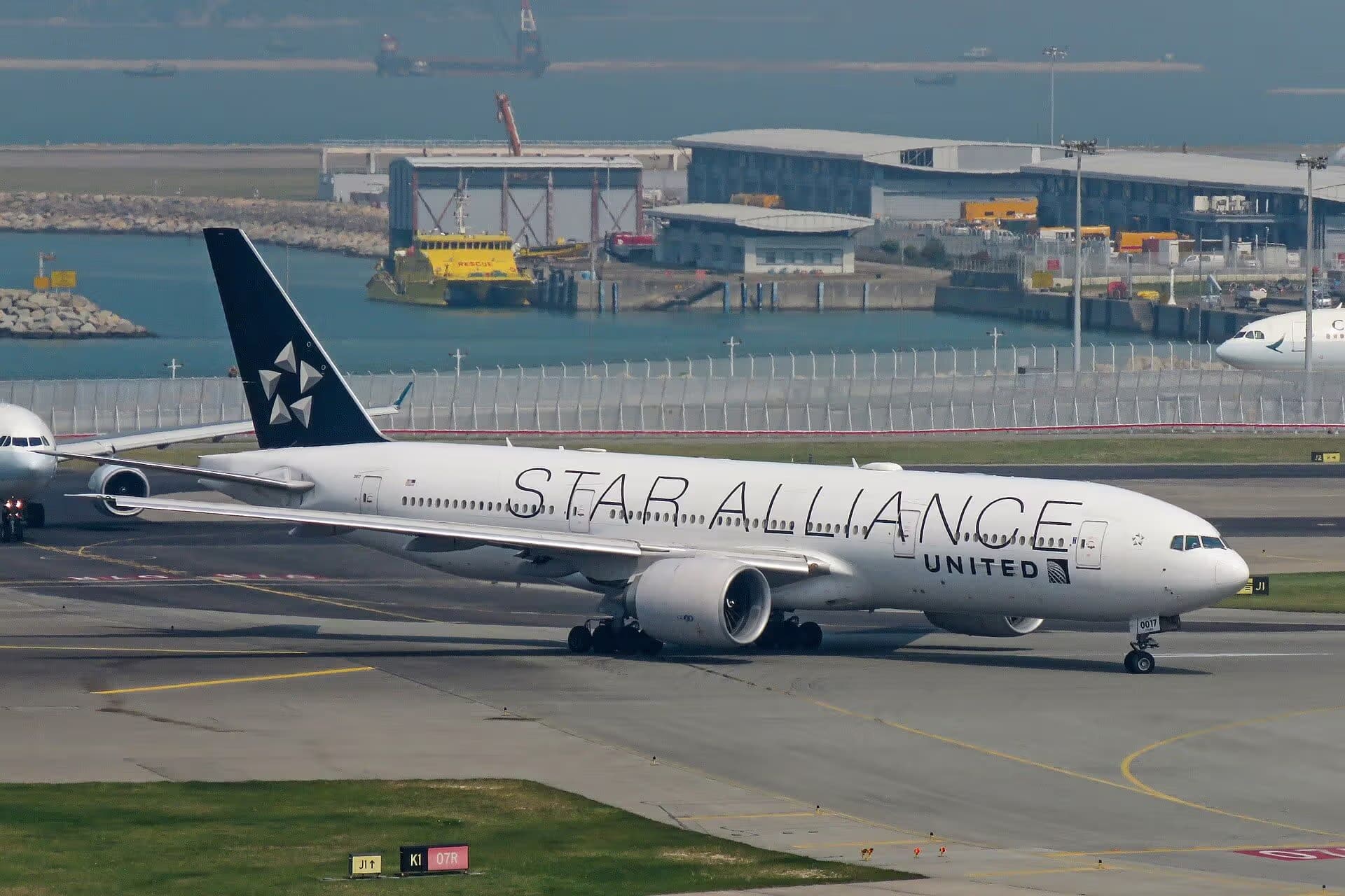 N78017 — Boeing