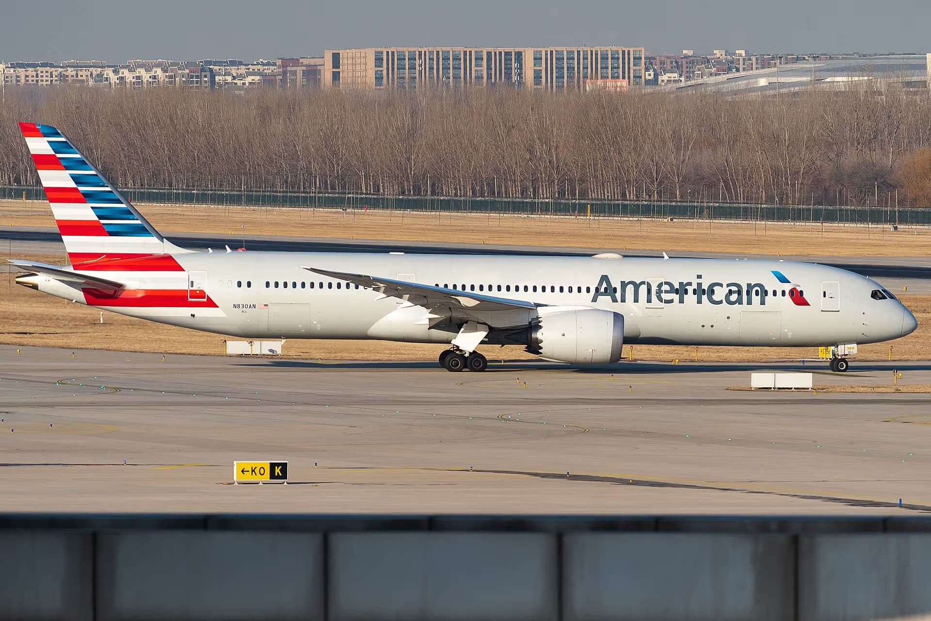 N830AN — Twin-engine aircraft