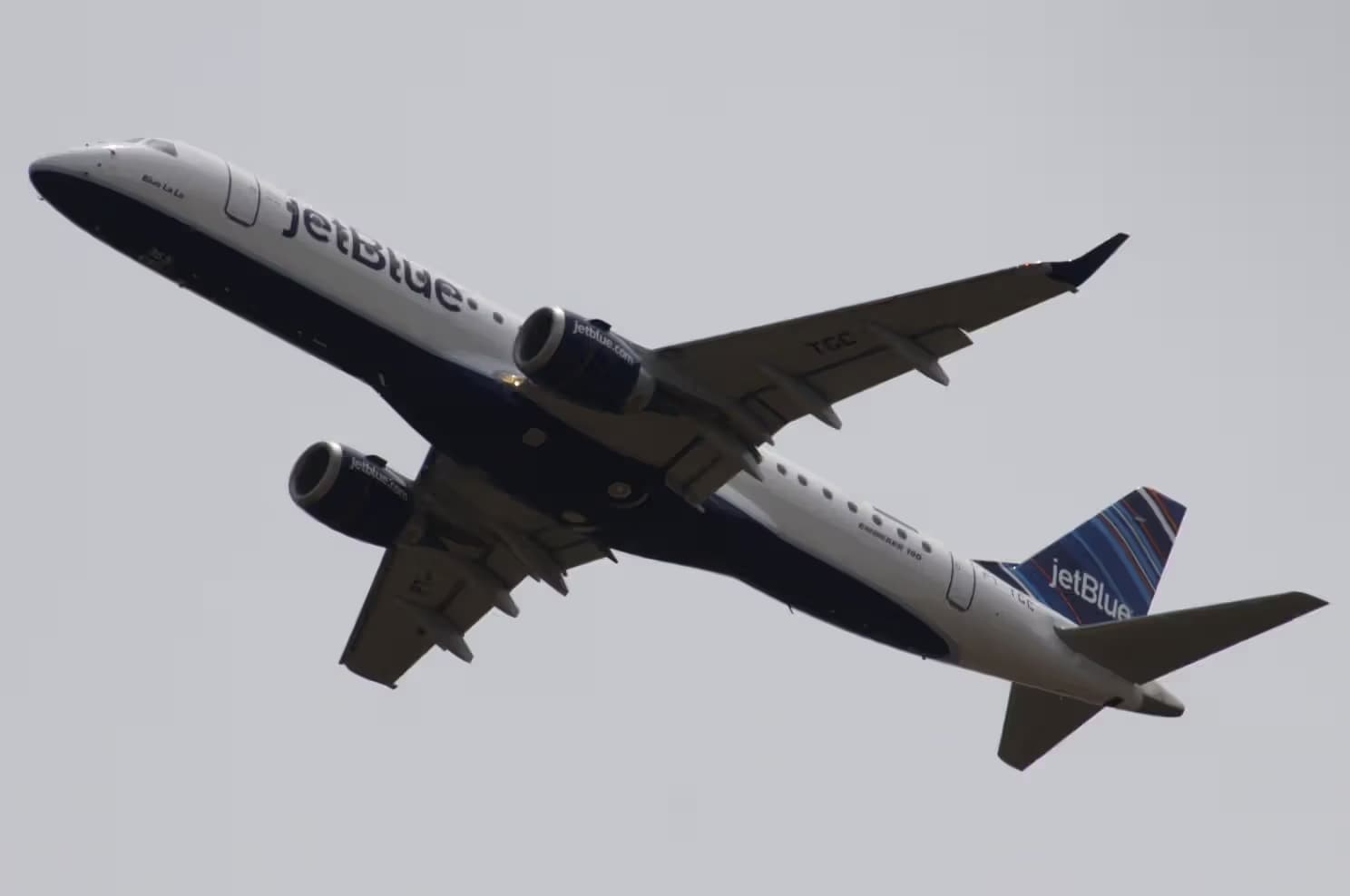Unidentified — Embraer