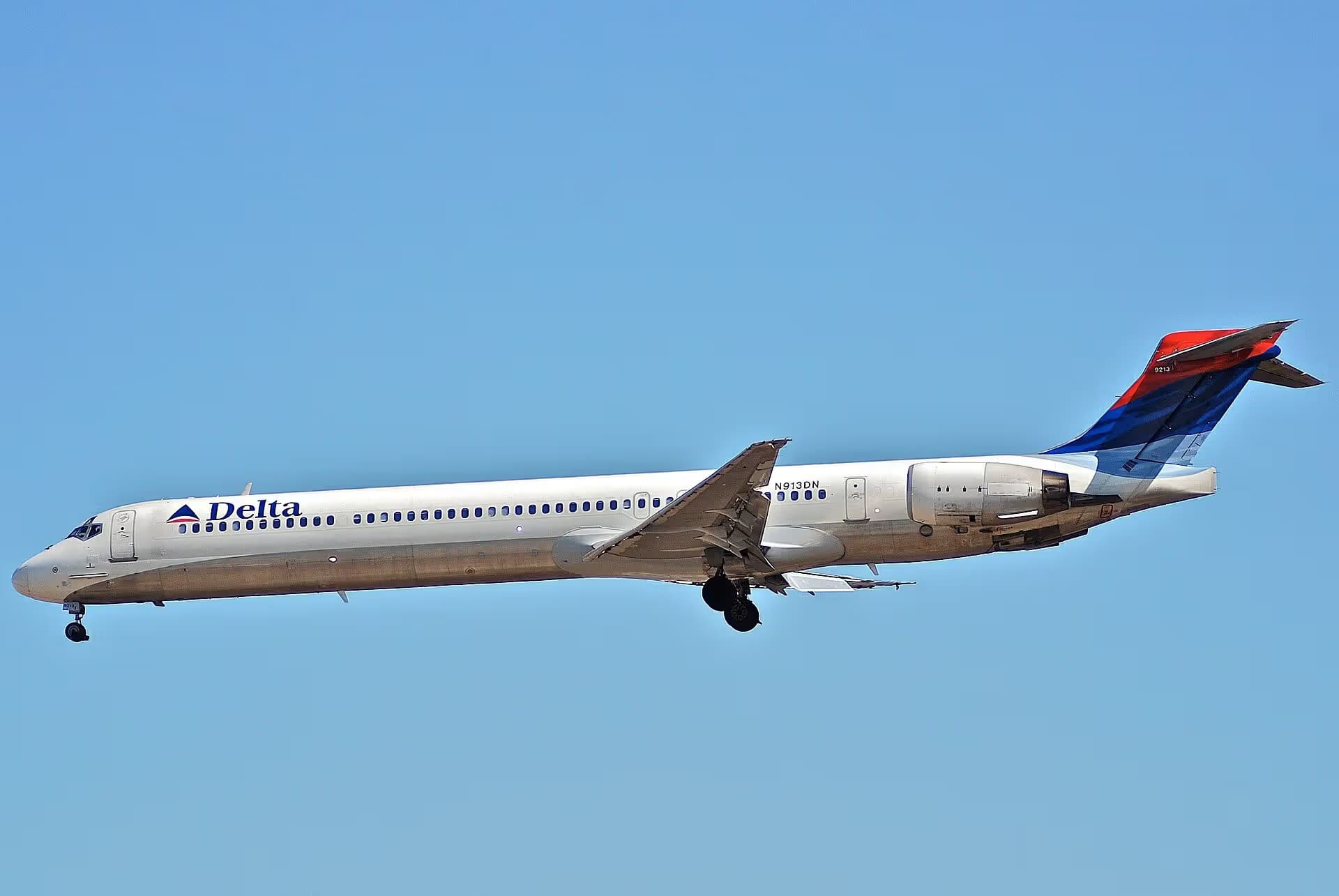 N913DN — Aircraft
