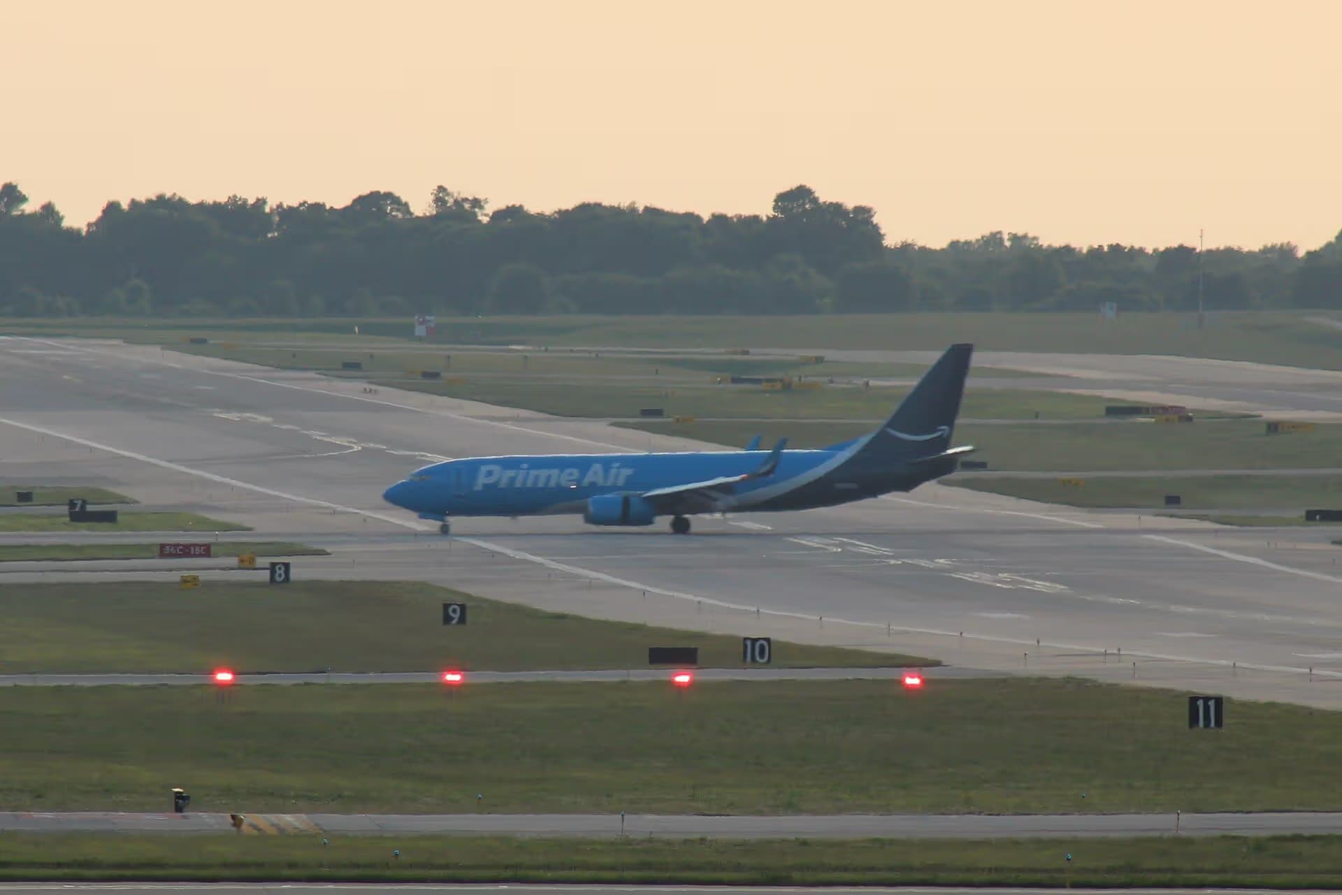 N5233A — Boeing