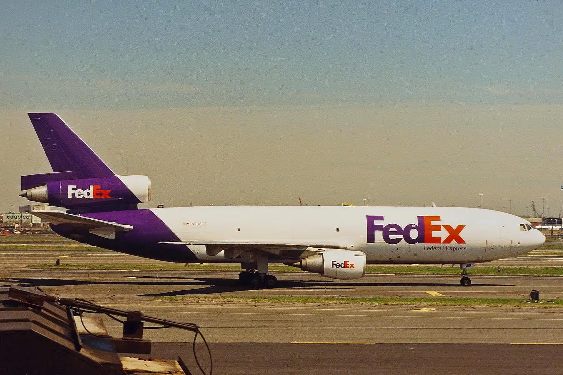 N308FE — Douglas