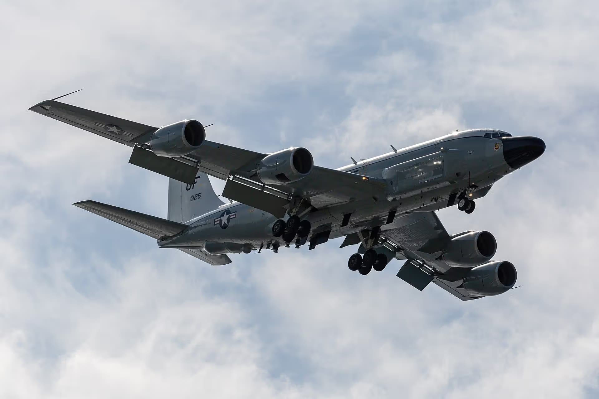Unidentified — Boeing