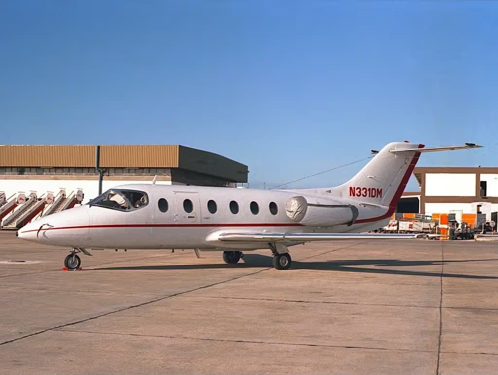 N331DM — Business jet