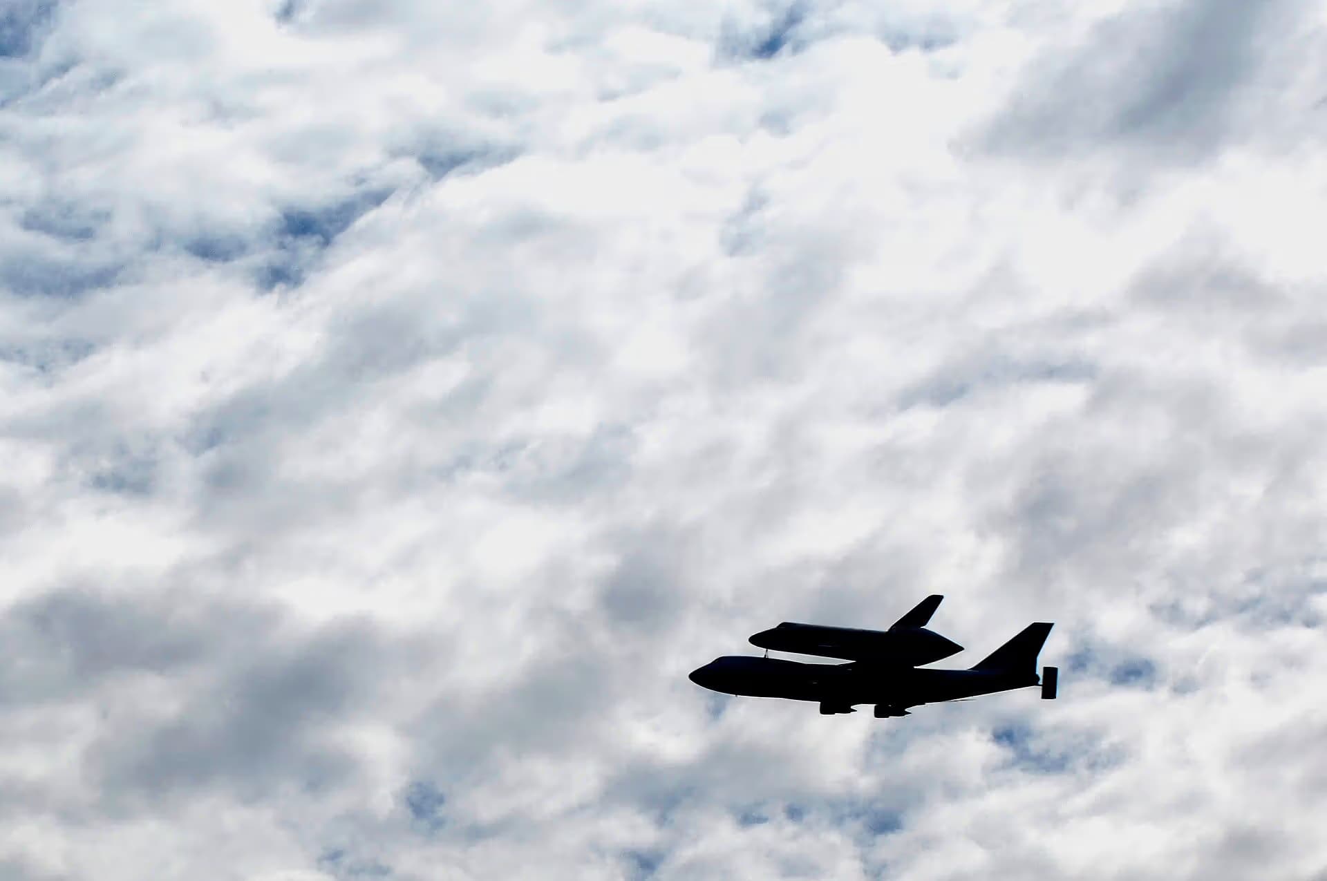 Unidentified — Aircraft