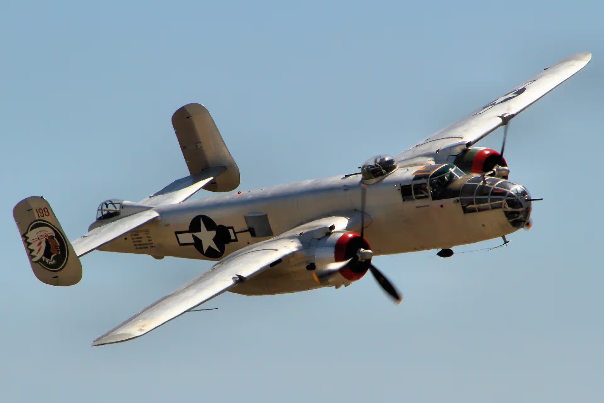 Unidentified — Twin-engine aircraft