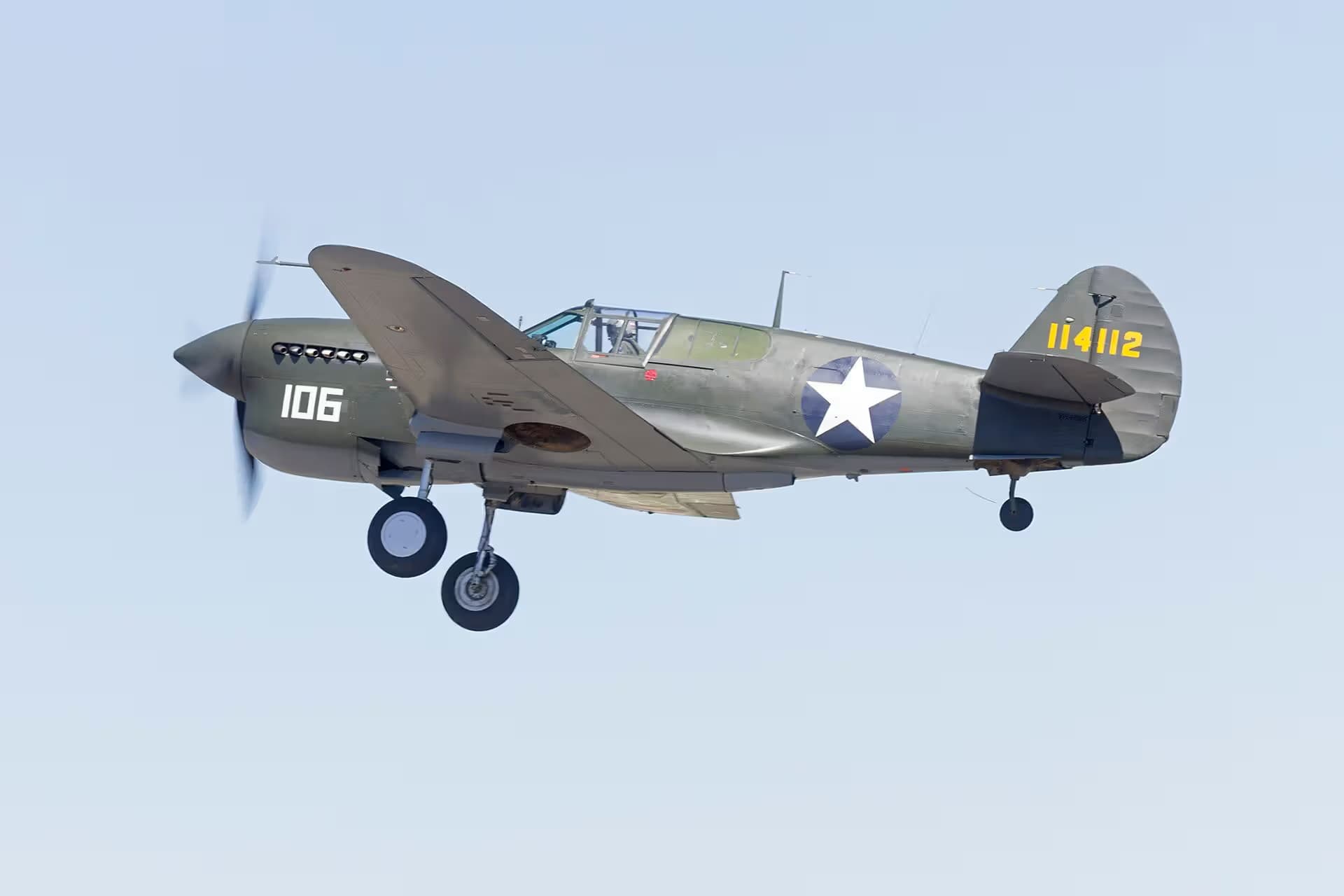 Unidentified — Single-engine aircraft
