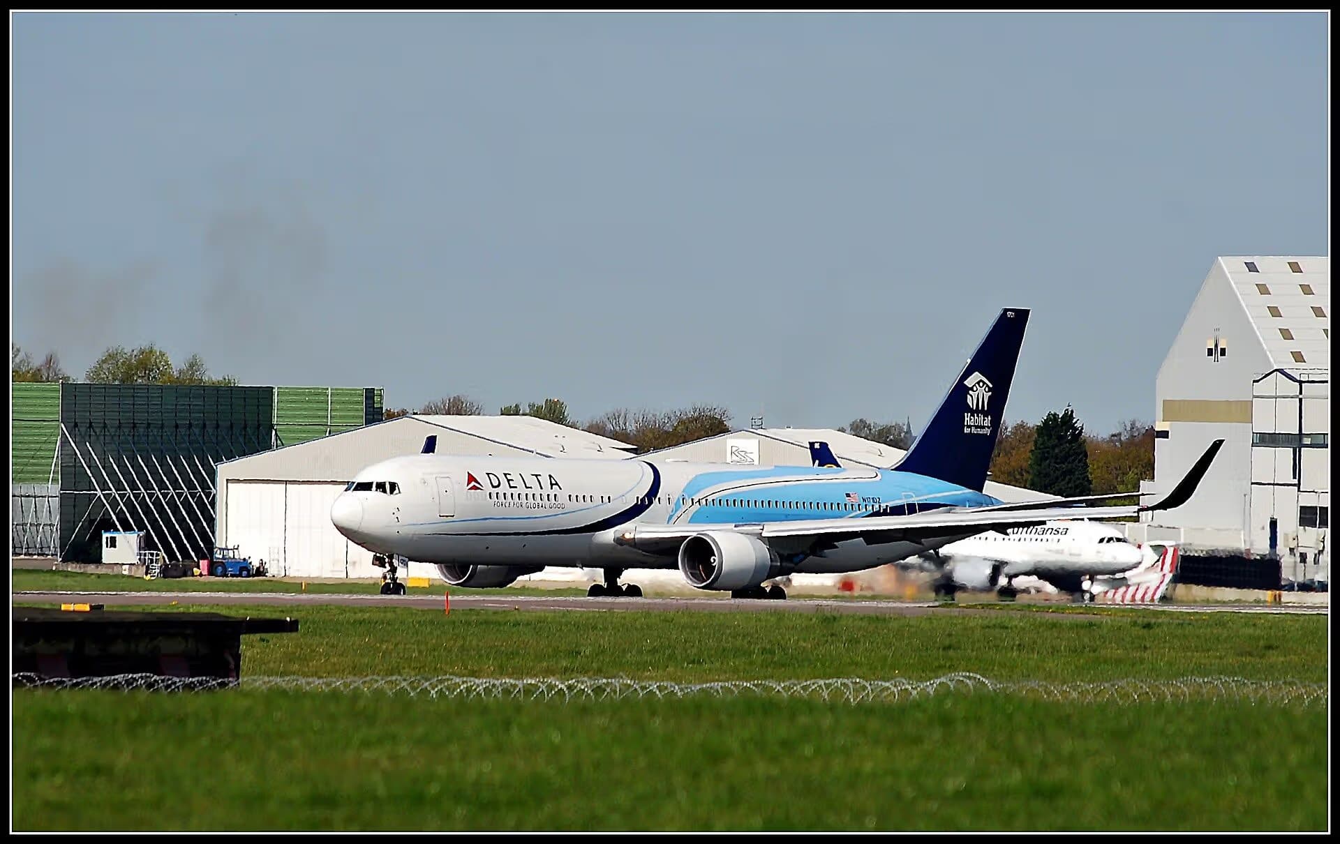 N171DZ — Boeing