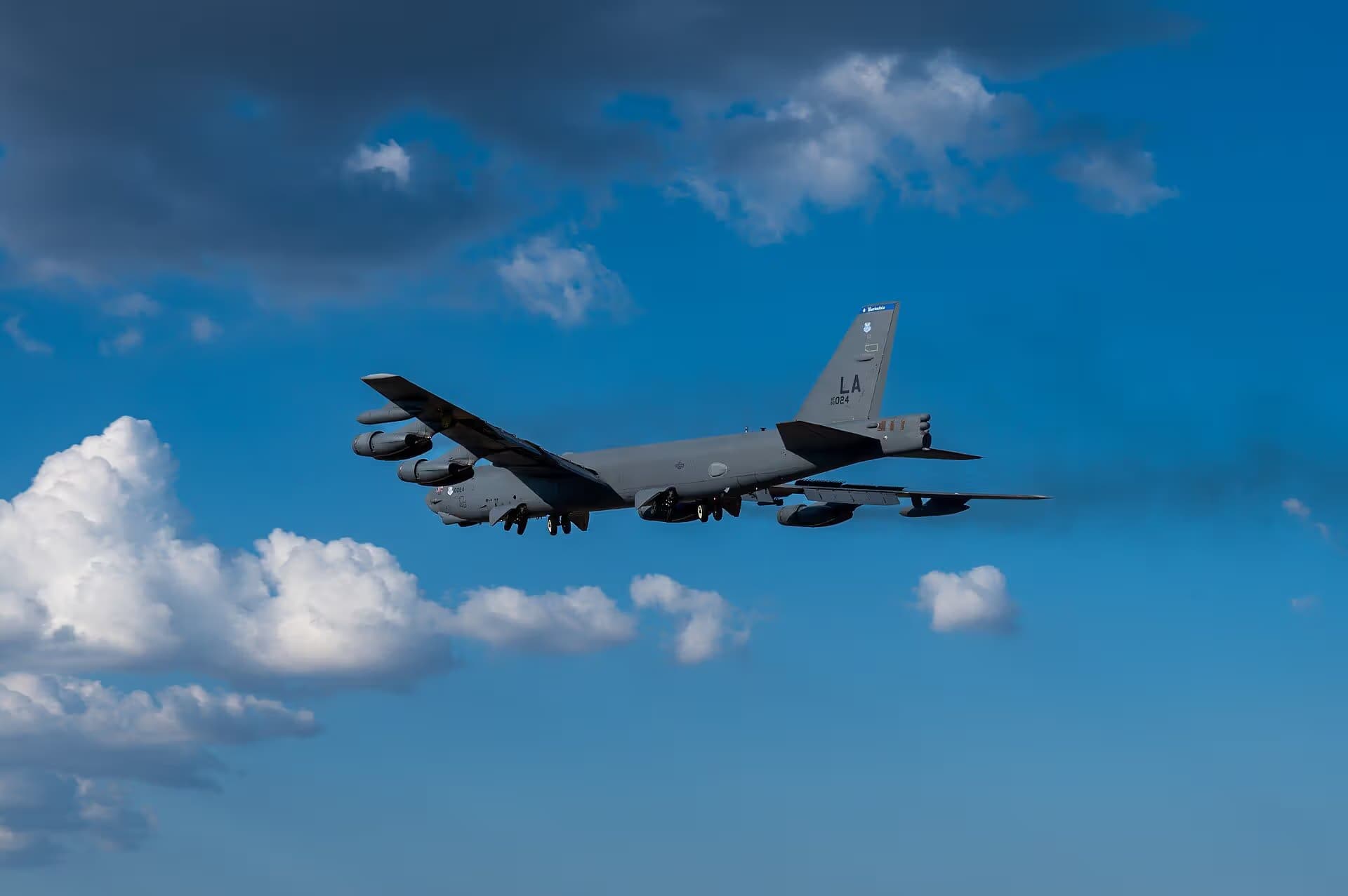 Unidentified — Aircraft