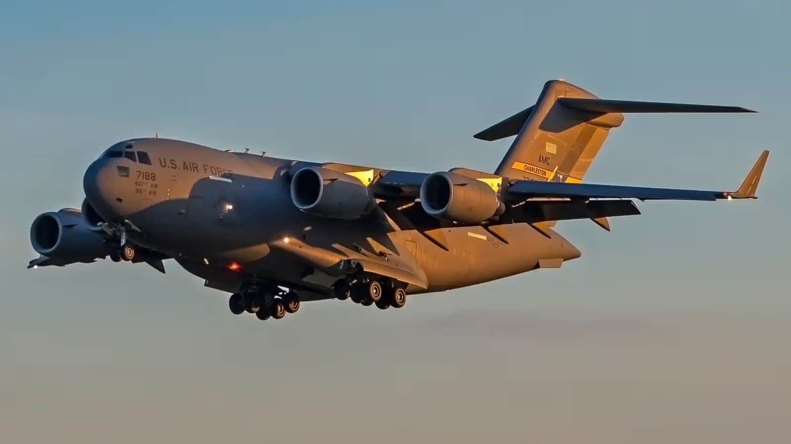 Unidentified — Boeing