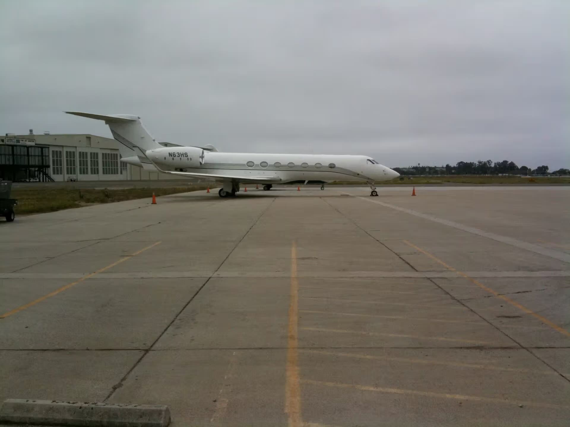 N63HS — Gulfstream