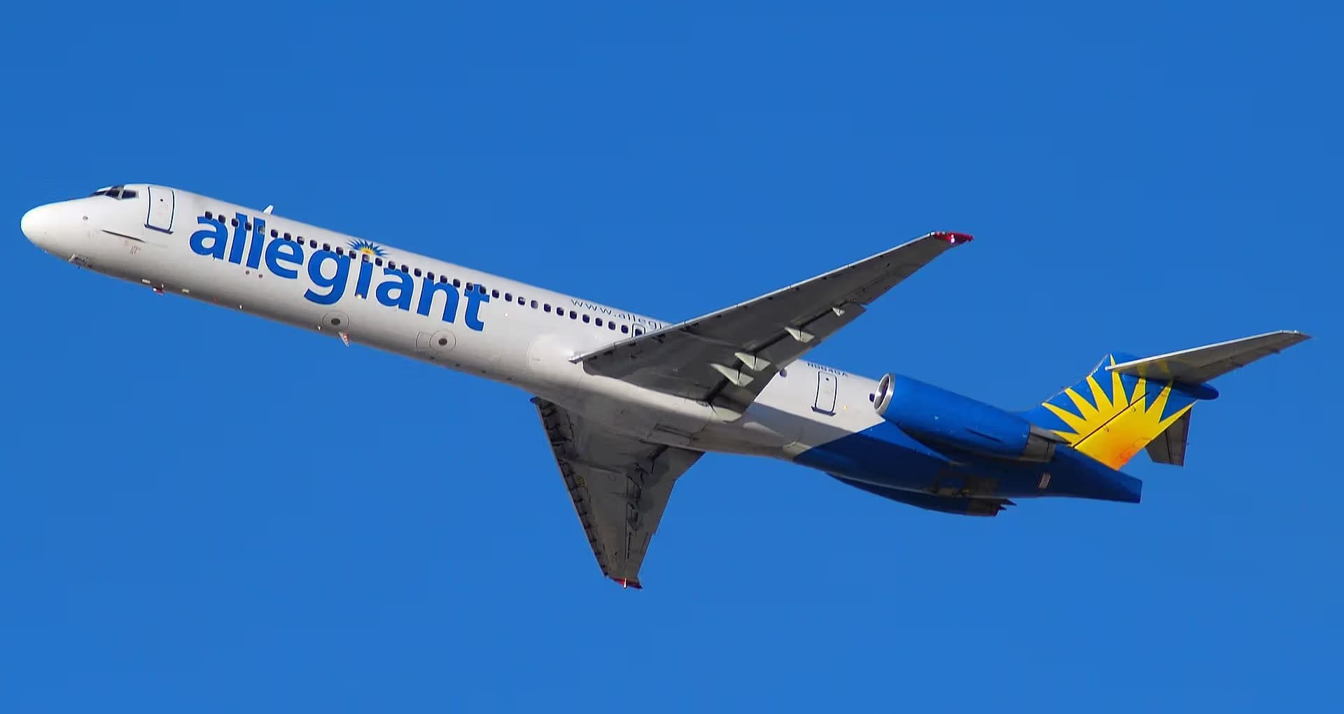 N894GA — Douglas