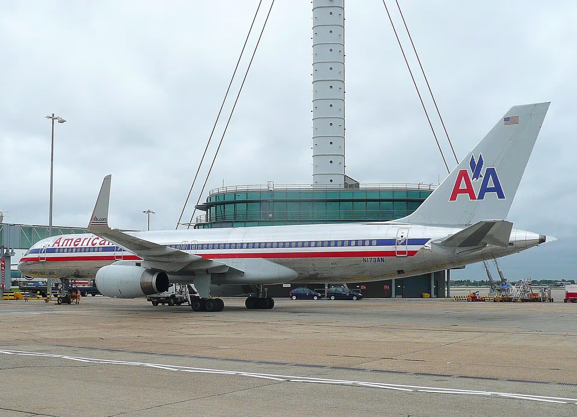 N173AN — Twin-engine aircraft