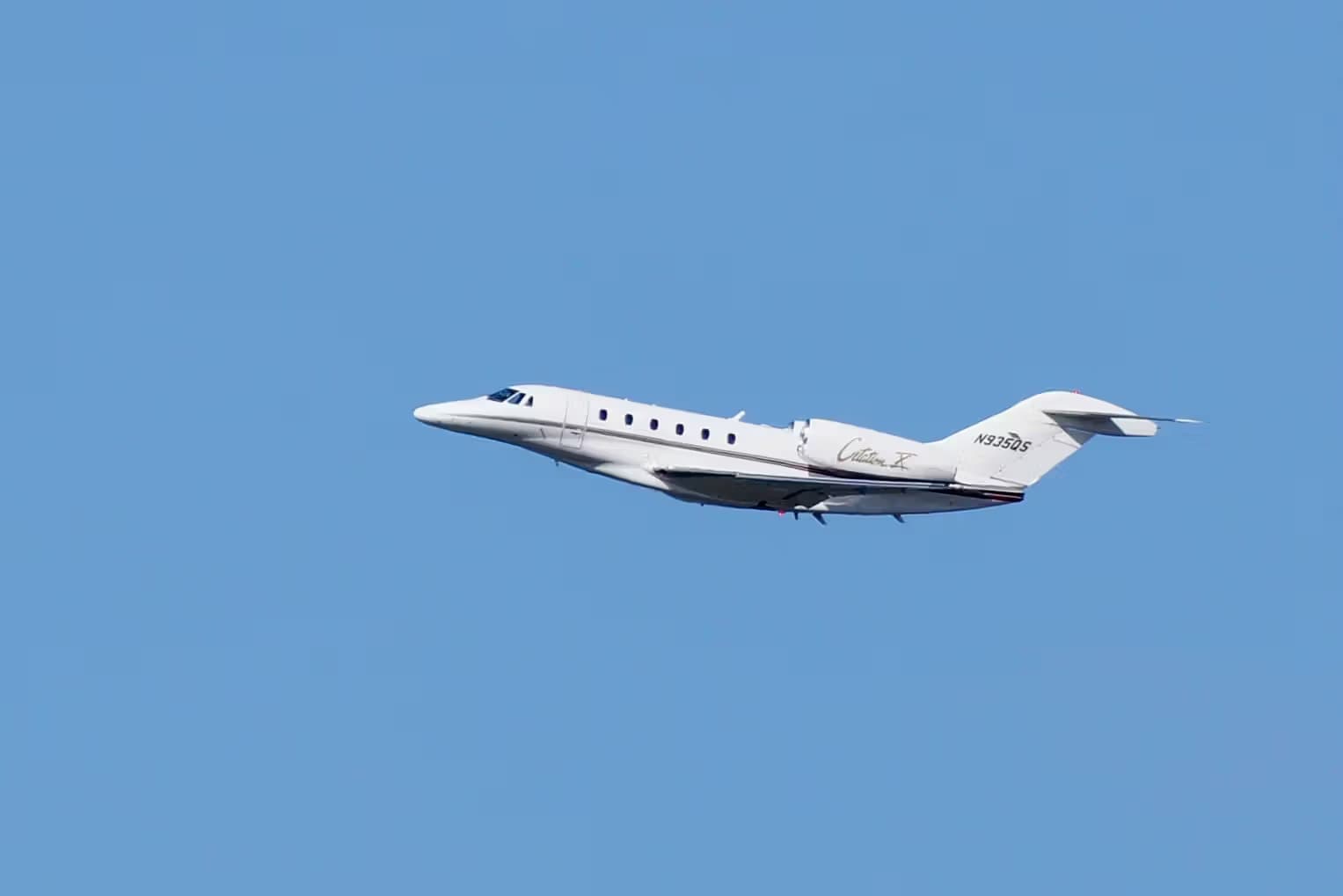 N935QS — Aircraft