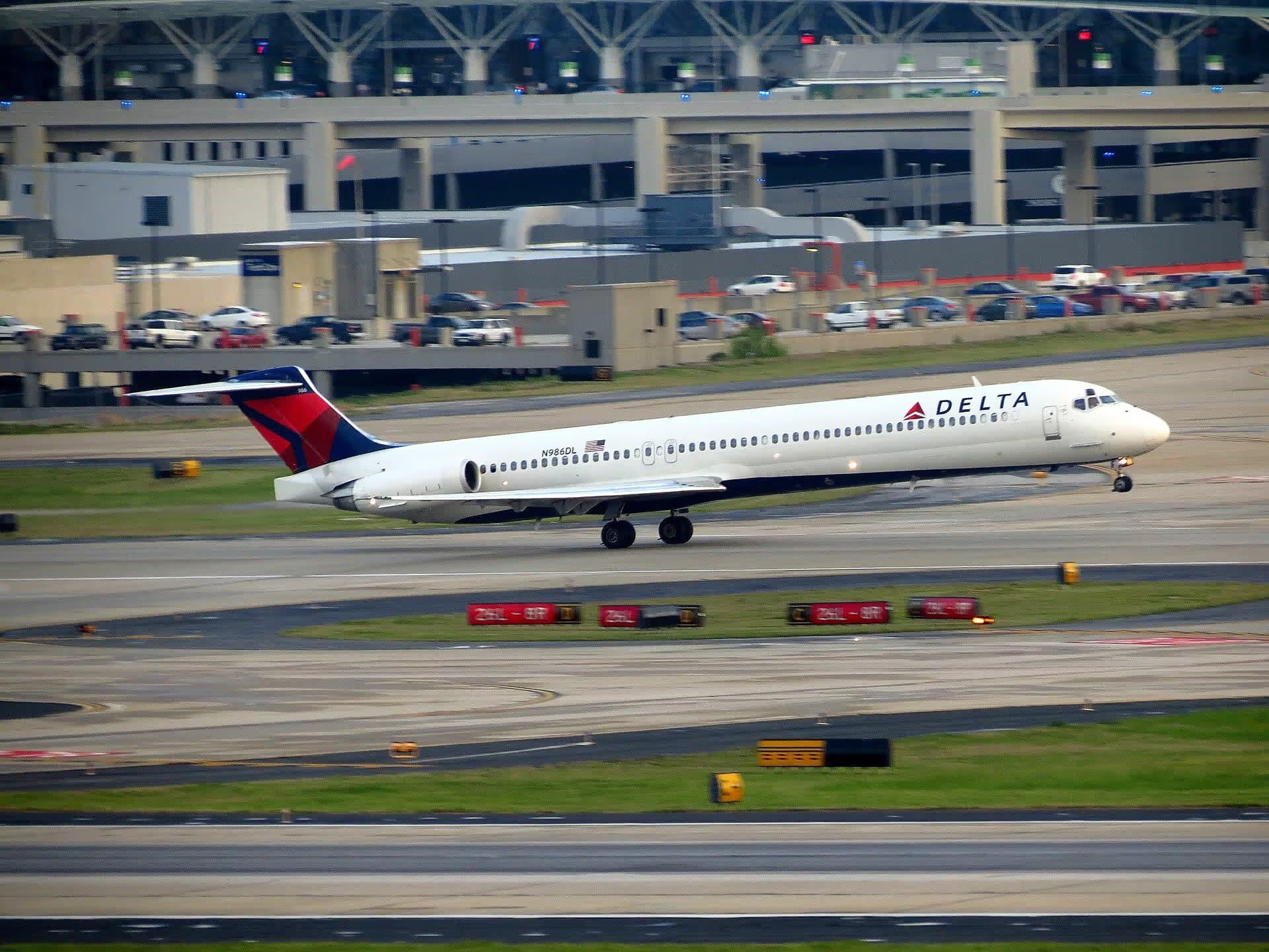N986DL — Aircraft