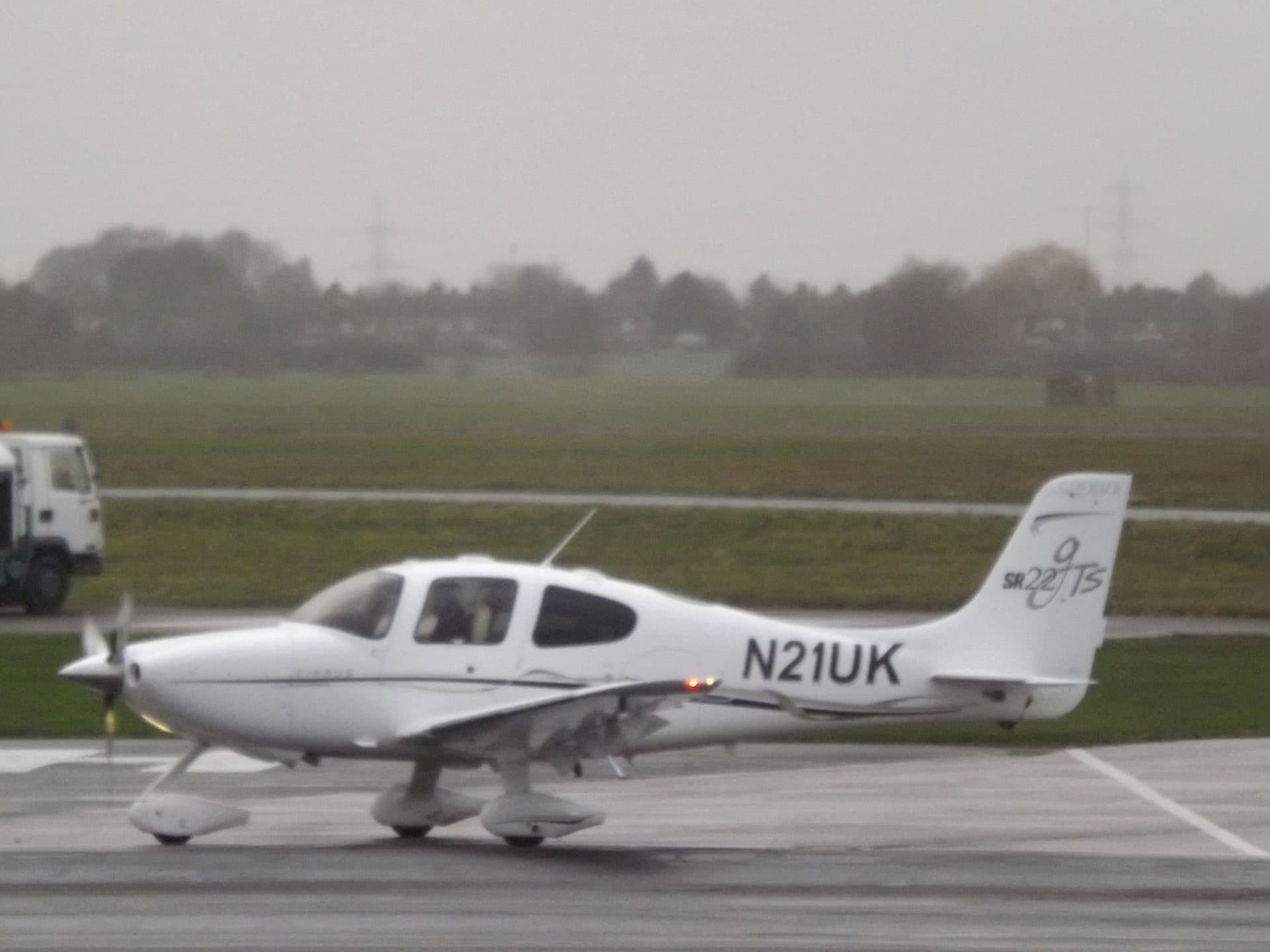 N21UK — Single-engine aircraft