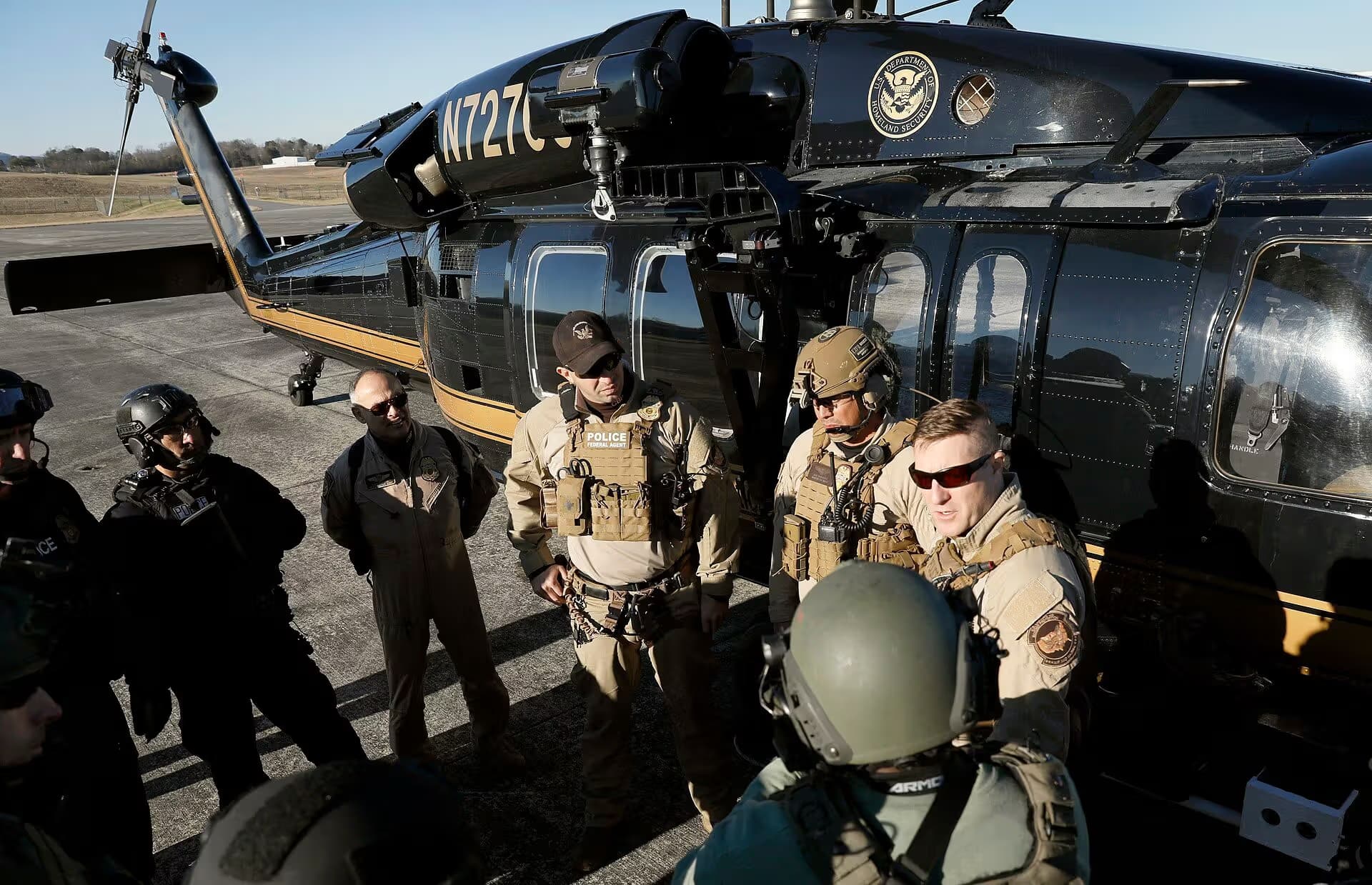 N72760 — Helicopter