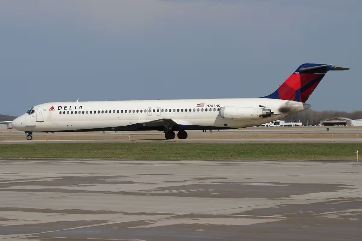 N767NC — Douglas