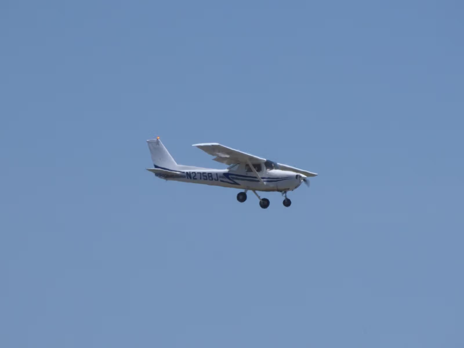 N2758J — Cessna