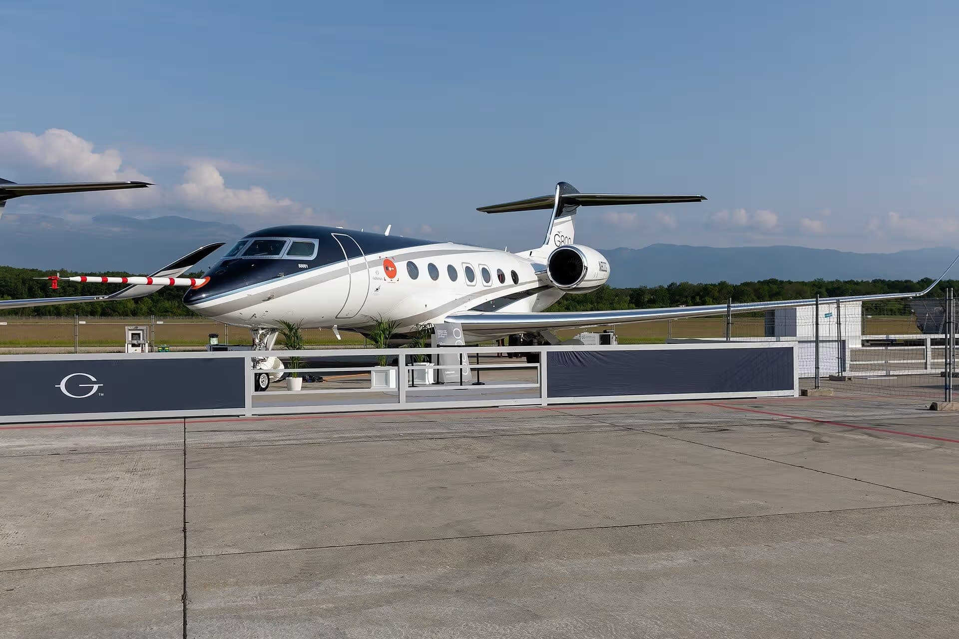 N800G — Business jet