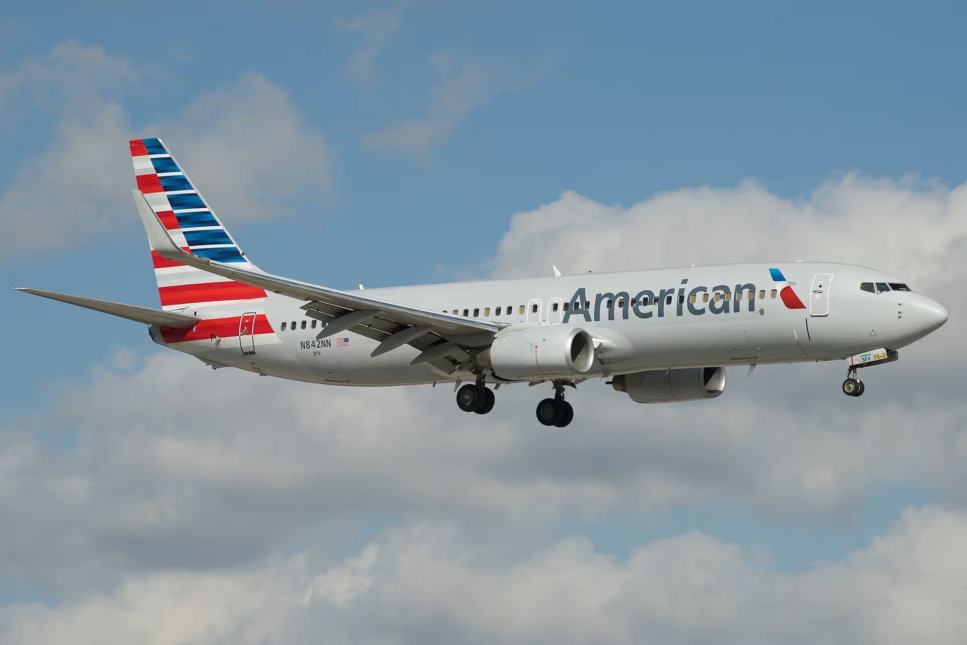 N842NN — Boeing